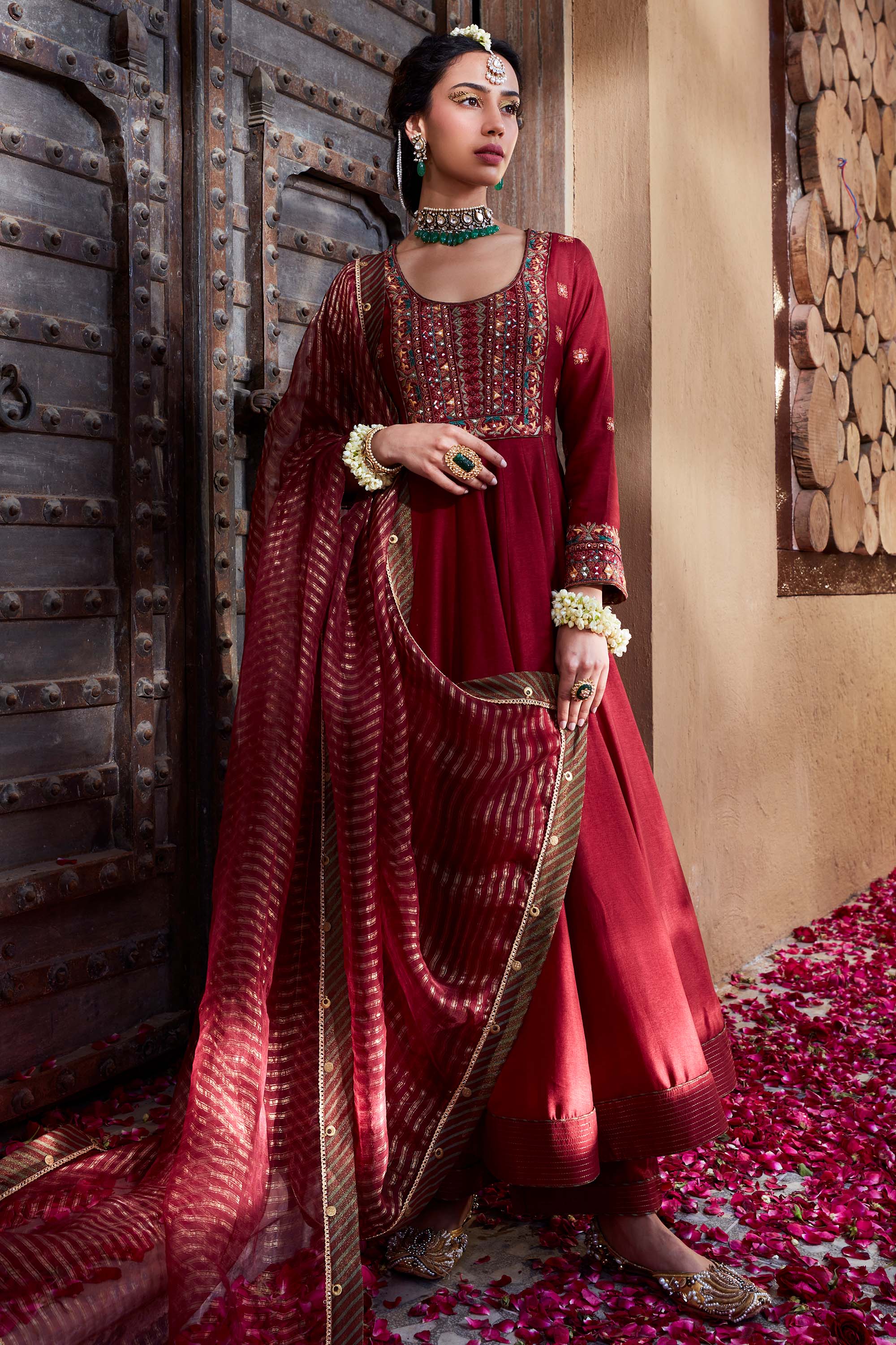 Maroon_Multi_Thread_Embroidered_Anarkali_Set_Kritika_Dawar