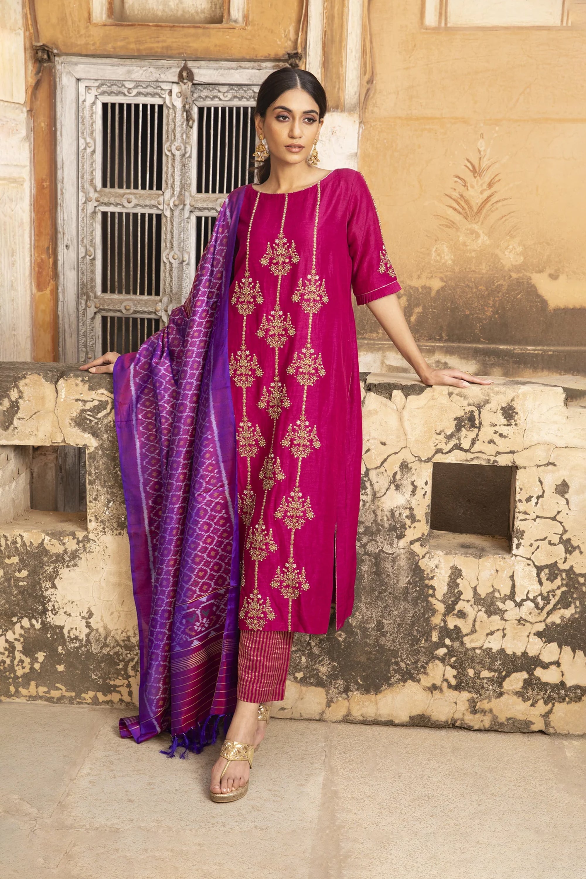 Fuchsia_Hand_Embroidered_Kurta_Set_Kritika_Dawar
