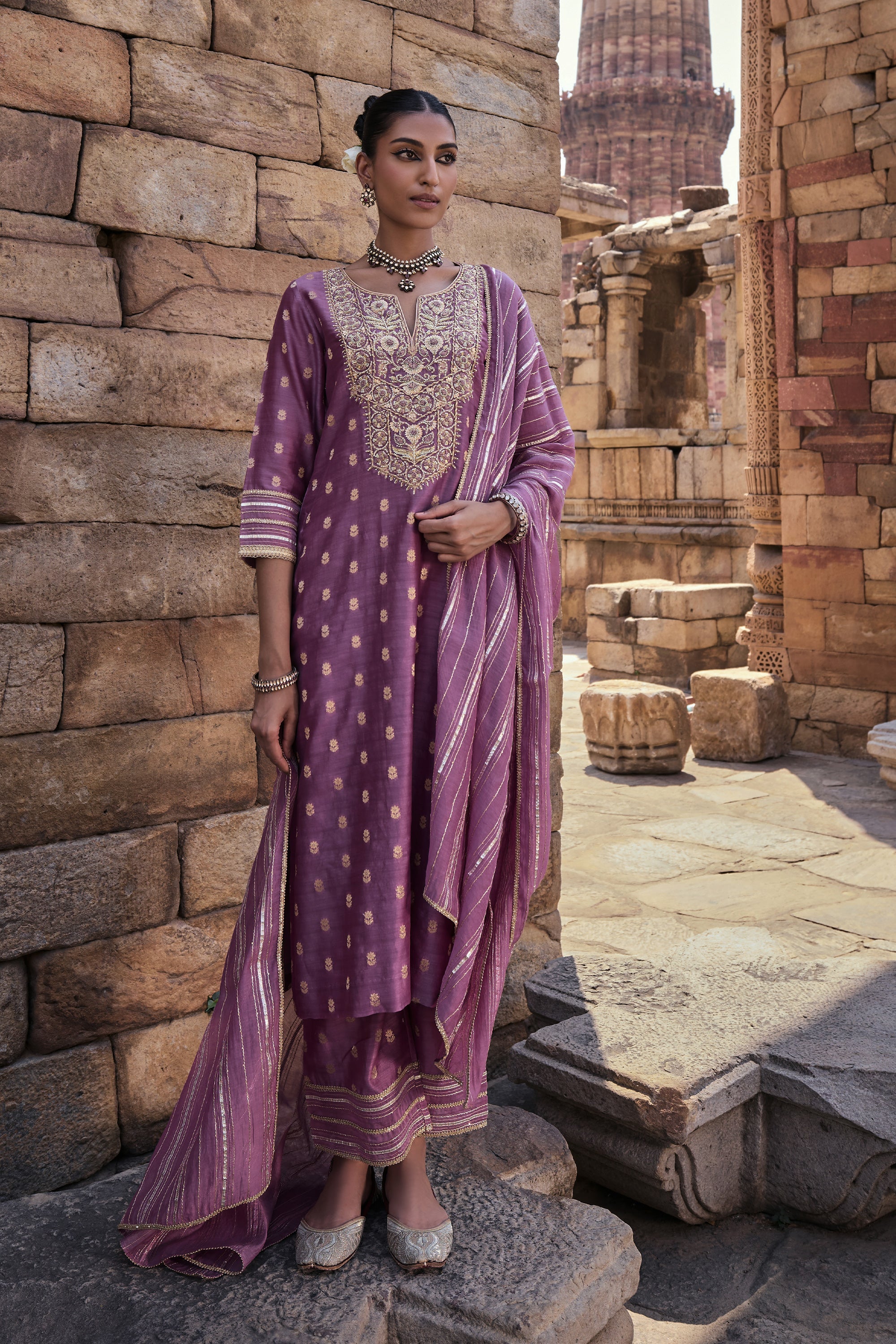 Nehmat_Kurta_Set_Kritika_Dawar