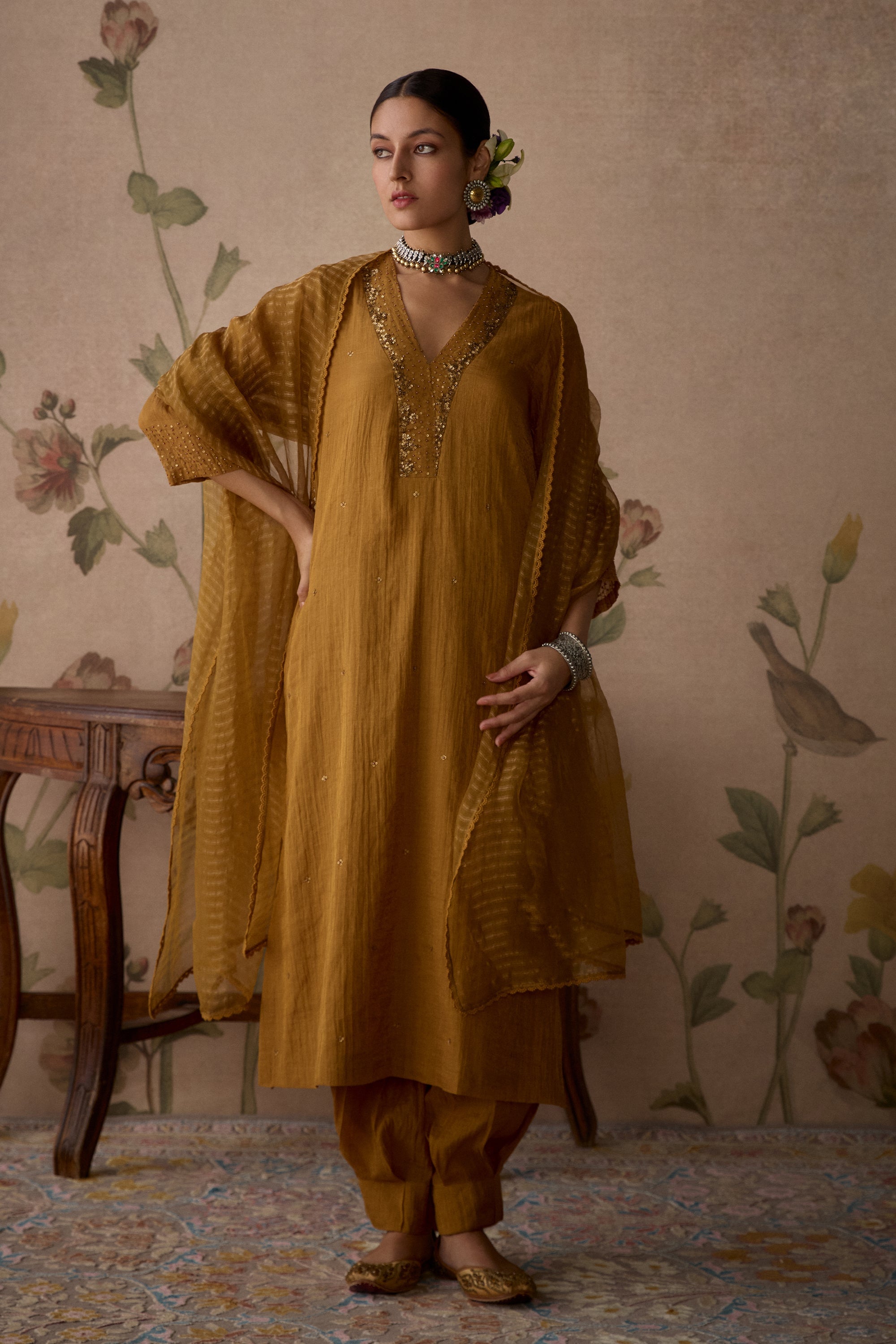 Mustard_Hand_Embroidered_Tissue_Kurta_Set_Kritika_Dawar