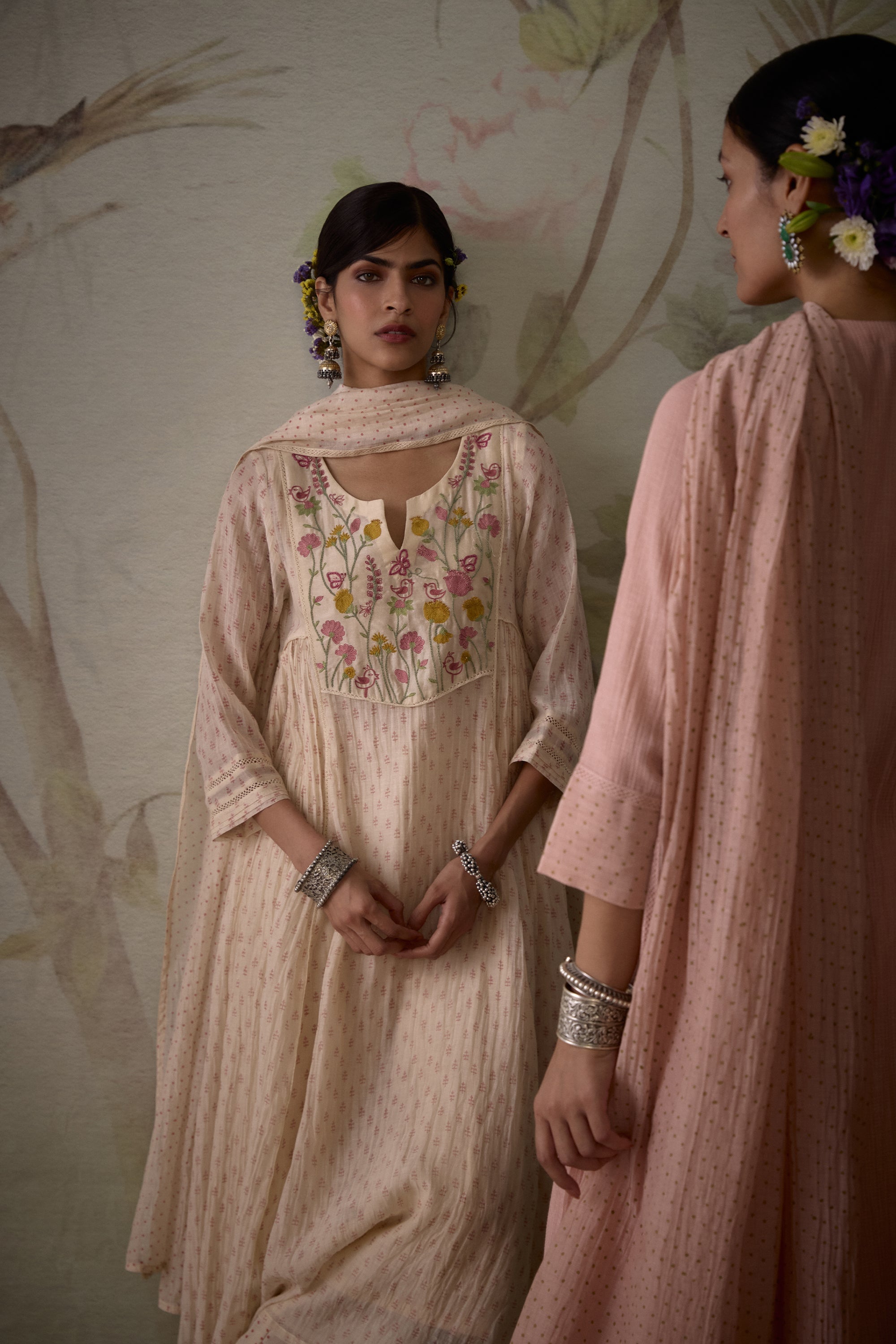 Pink_Hand_Embroidered_A-Line_Kurta_Set_Kritika_Dawar