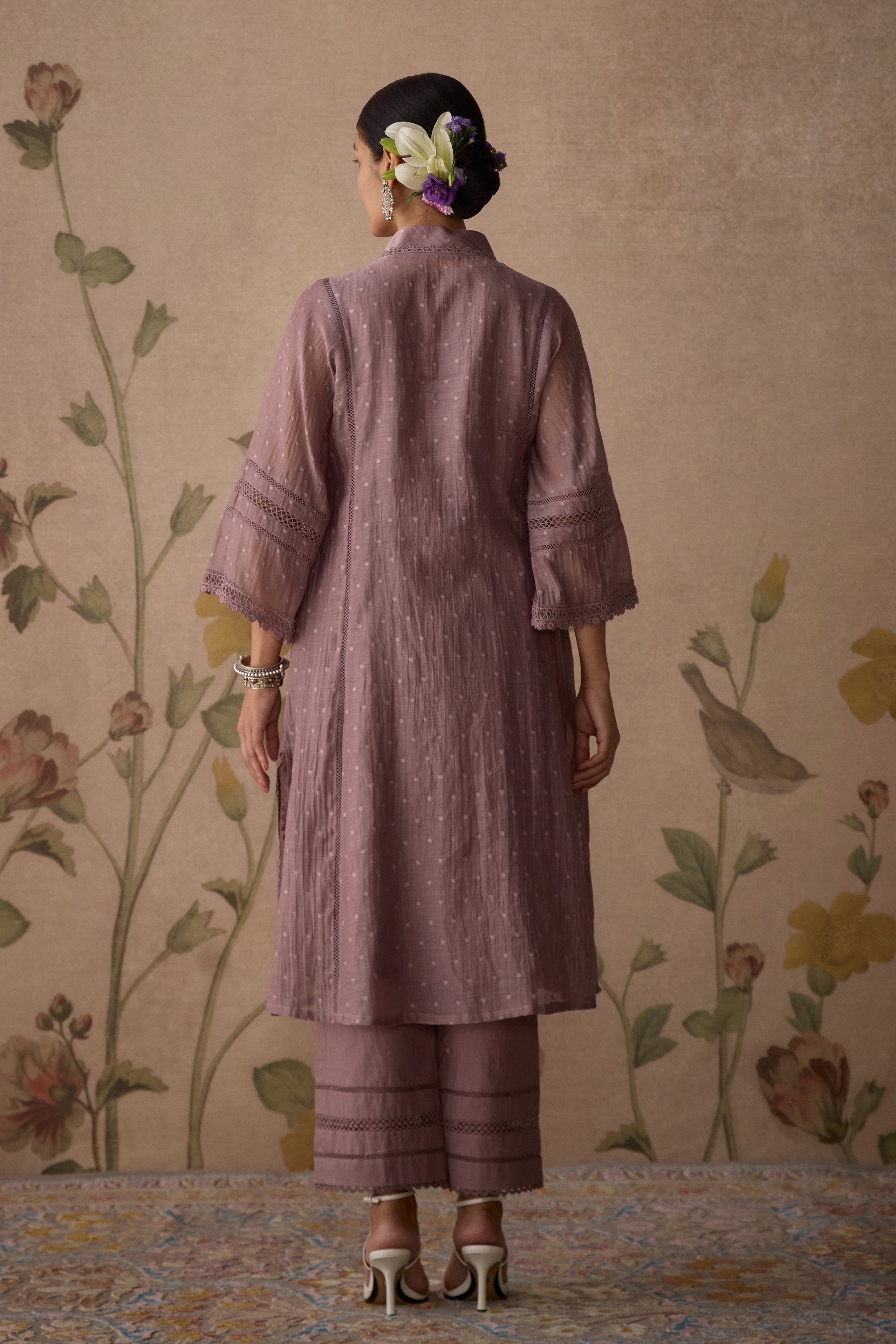 Mauve_Chanderi_Choga_Kurta_Set_Kritika_Dawar