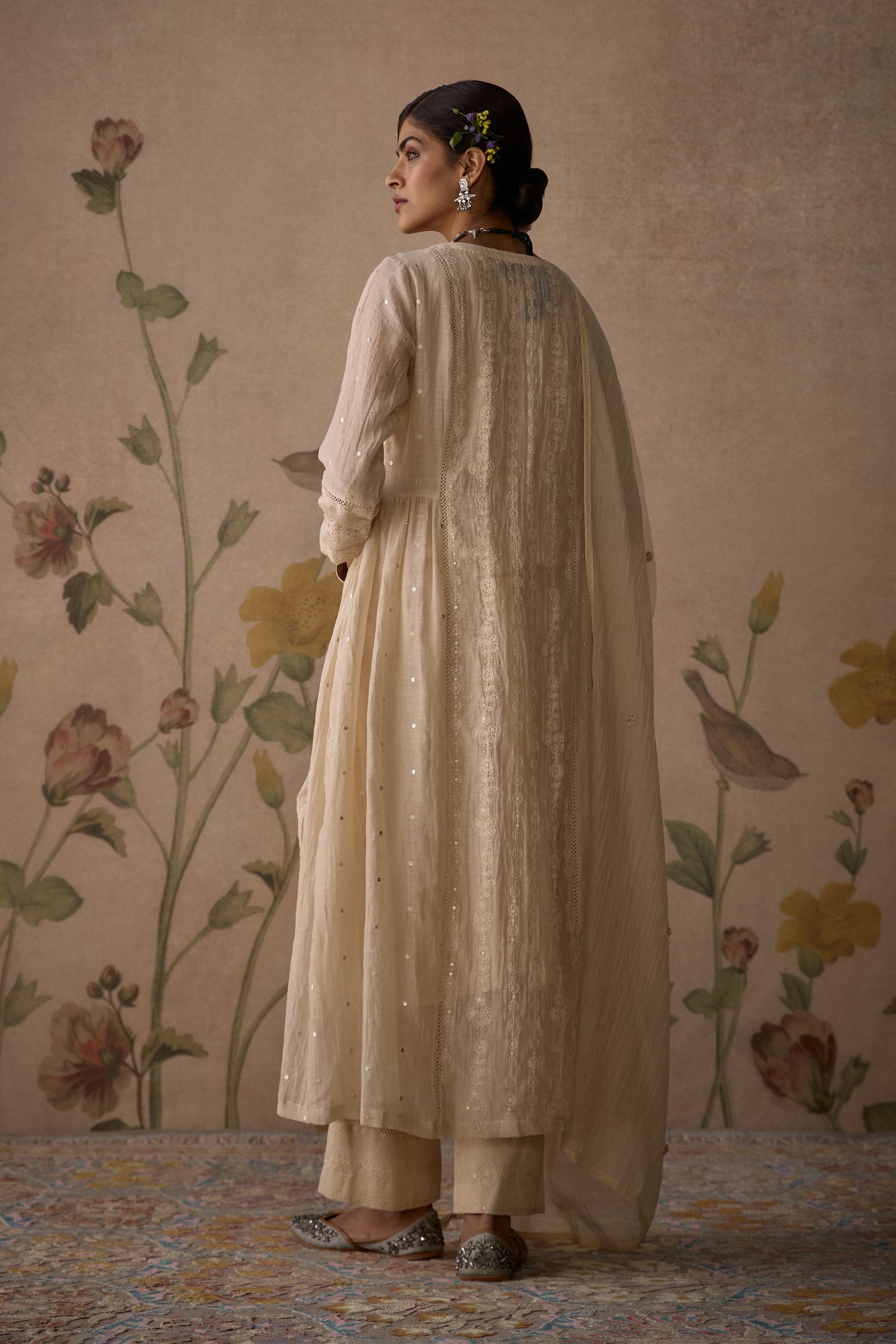 Ivory_Chanderi_Panelled_Kurta_Set_Kritika_Dawar