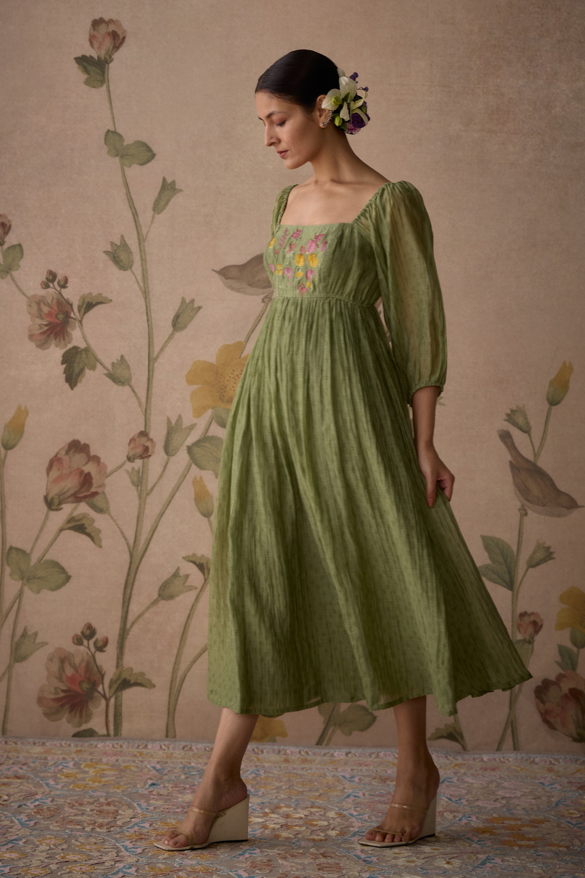 Green_Hand_Embroidered_Tunic_Kritika_Dawar