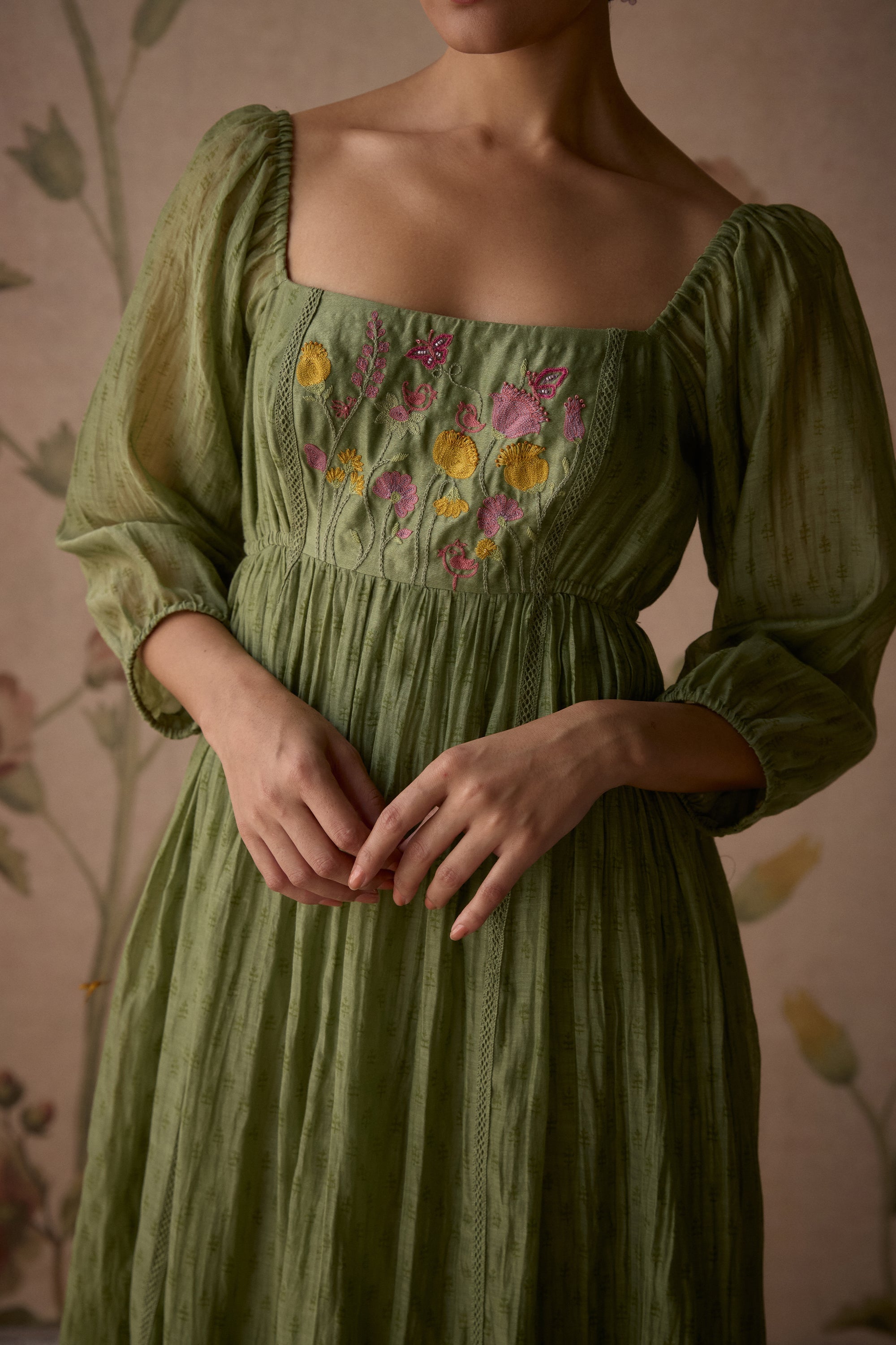 Green_Hand_Embroidered_Tunic_Kritika_Dawar