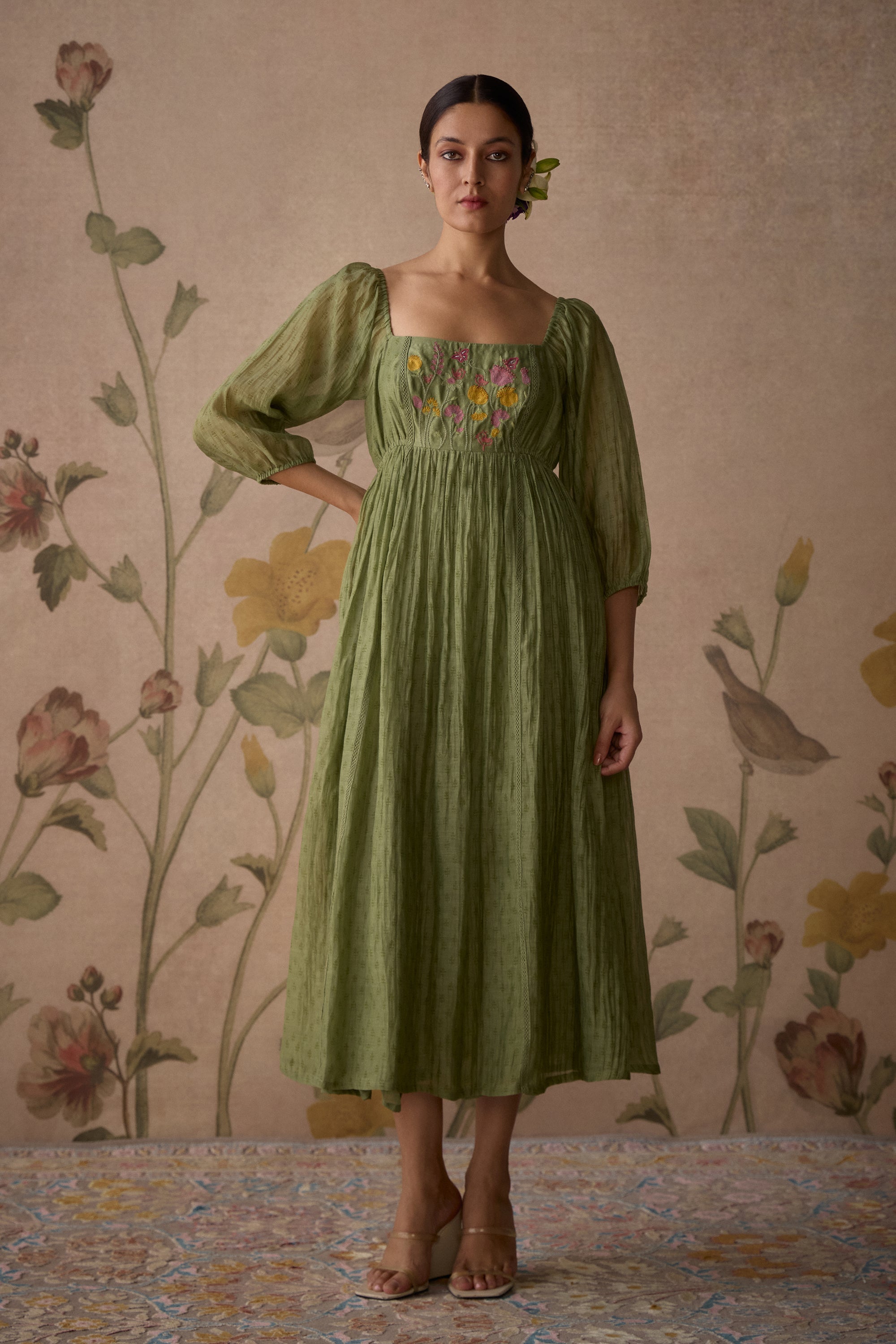 Green_Hand_Embroidered_Tunic_Kritika_Dawar