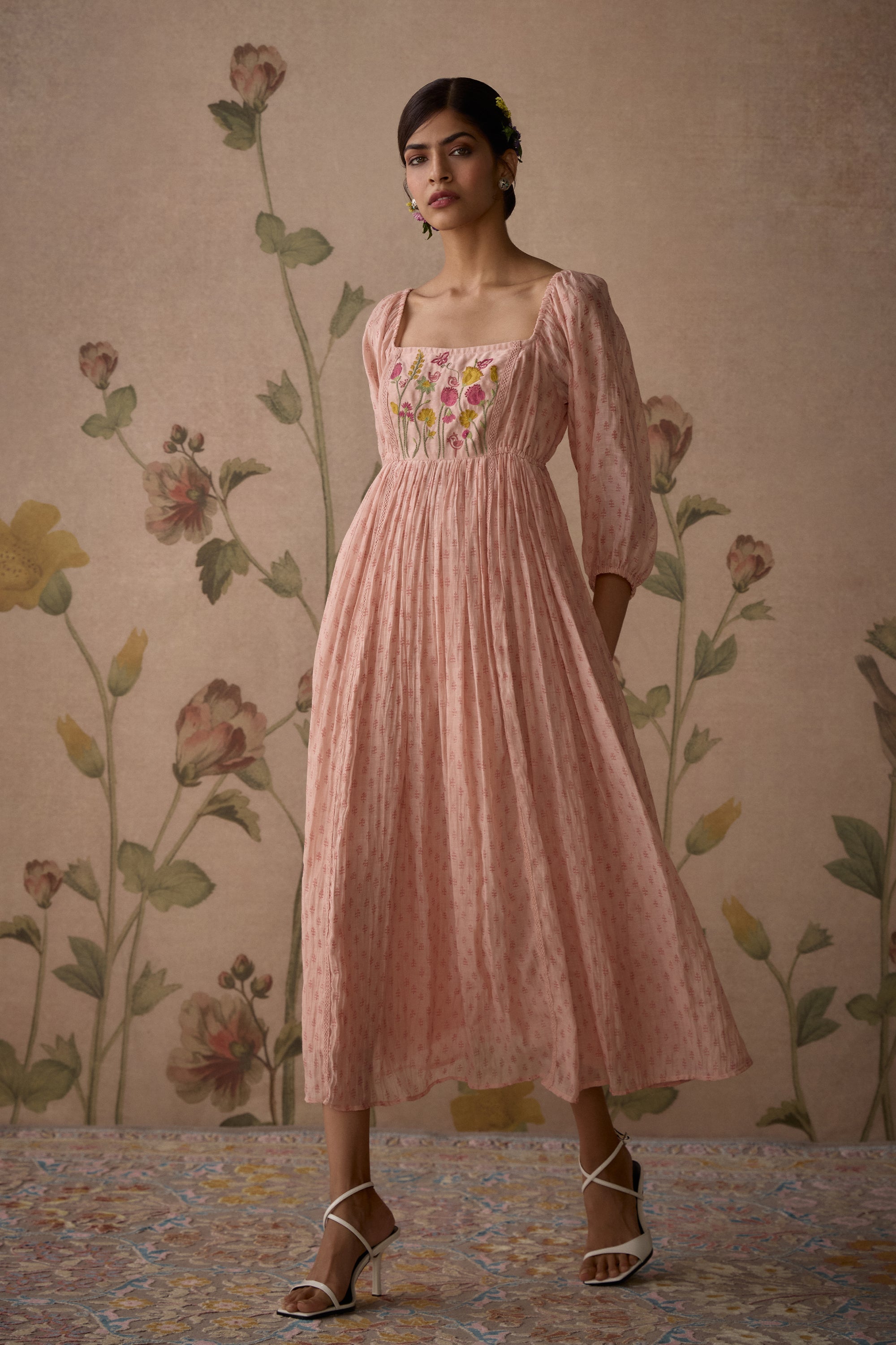 Pink_Hand_Embroidered_Tunic_Kritika_Dawar