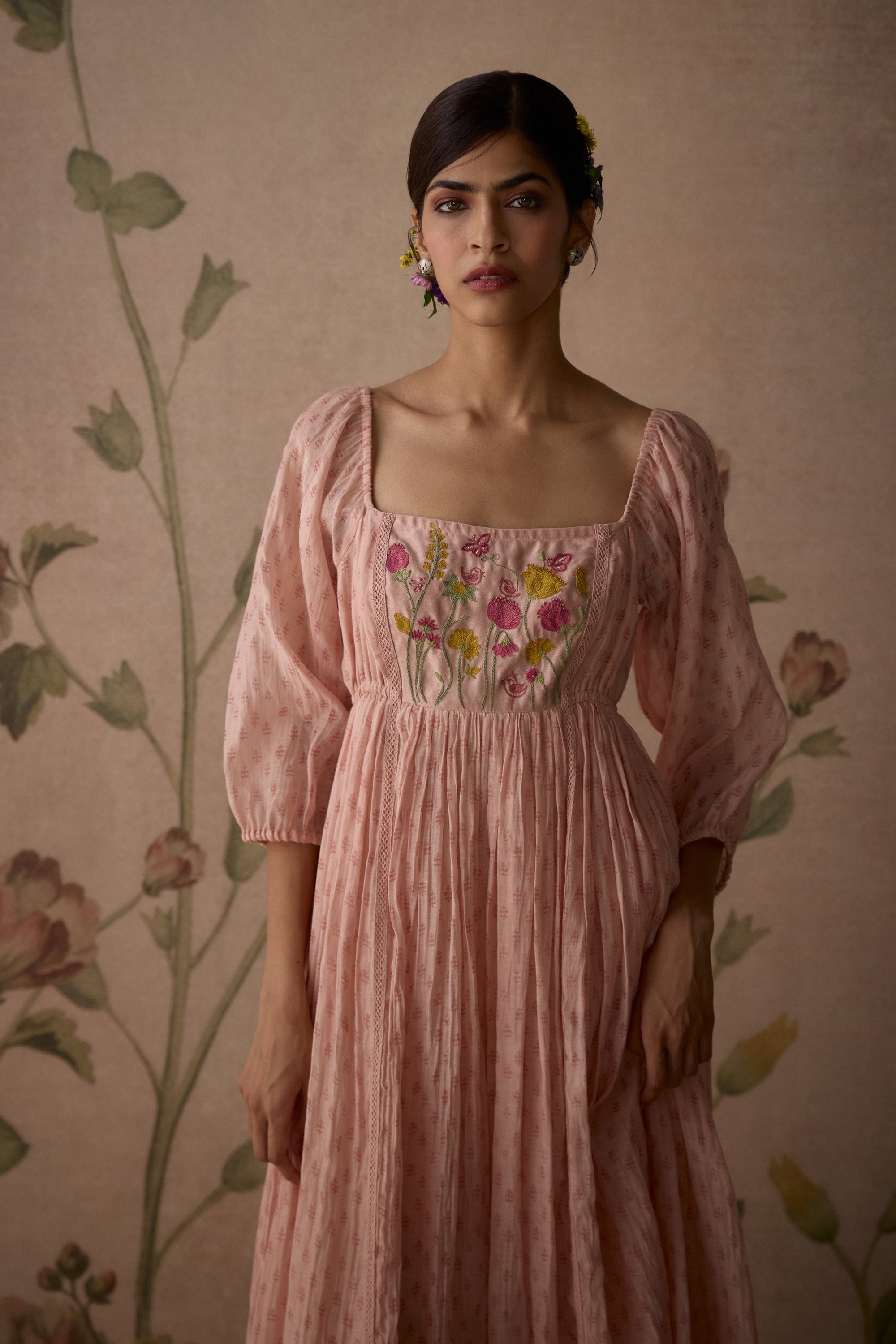 Pink_Hand_Embroidered_Tunic_Kritika_Dawar