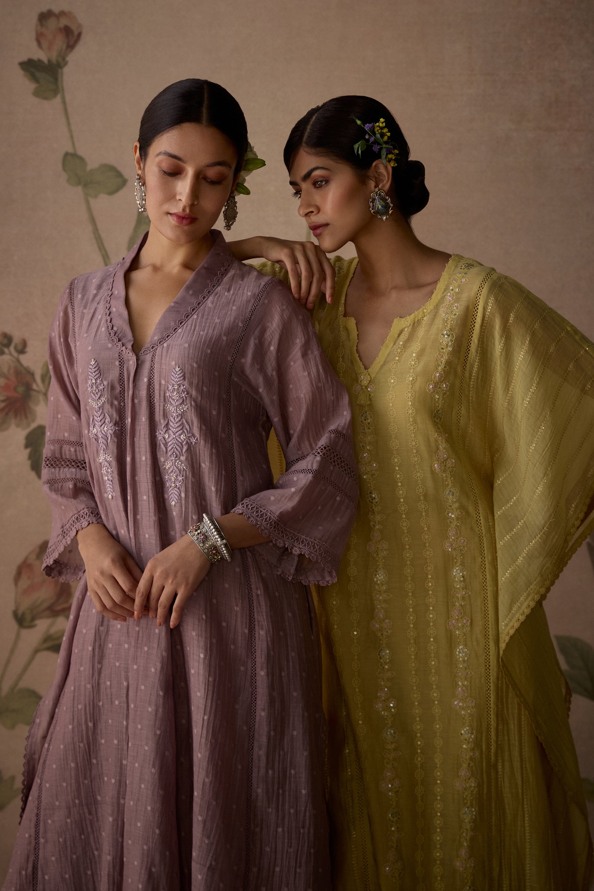Mauve_Chanderi_Choga_Kurta_Set_Kritika_Dawar