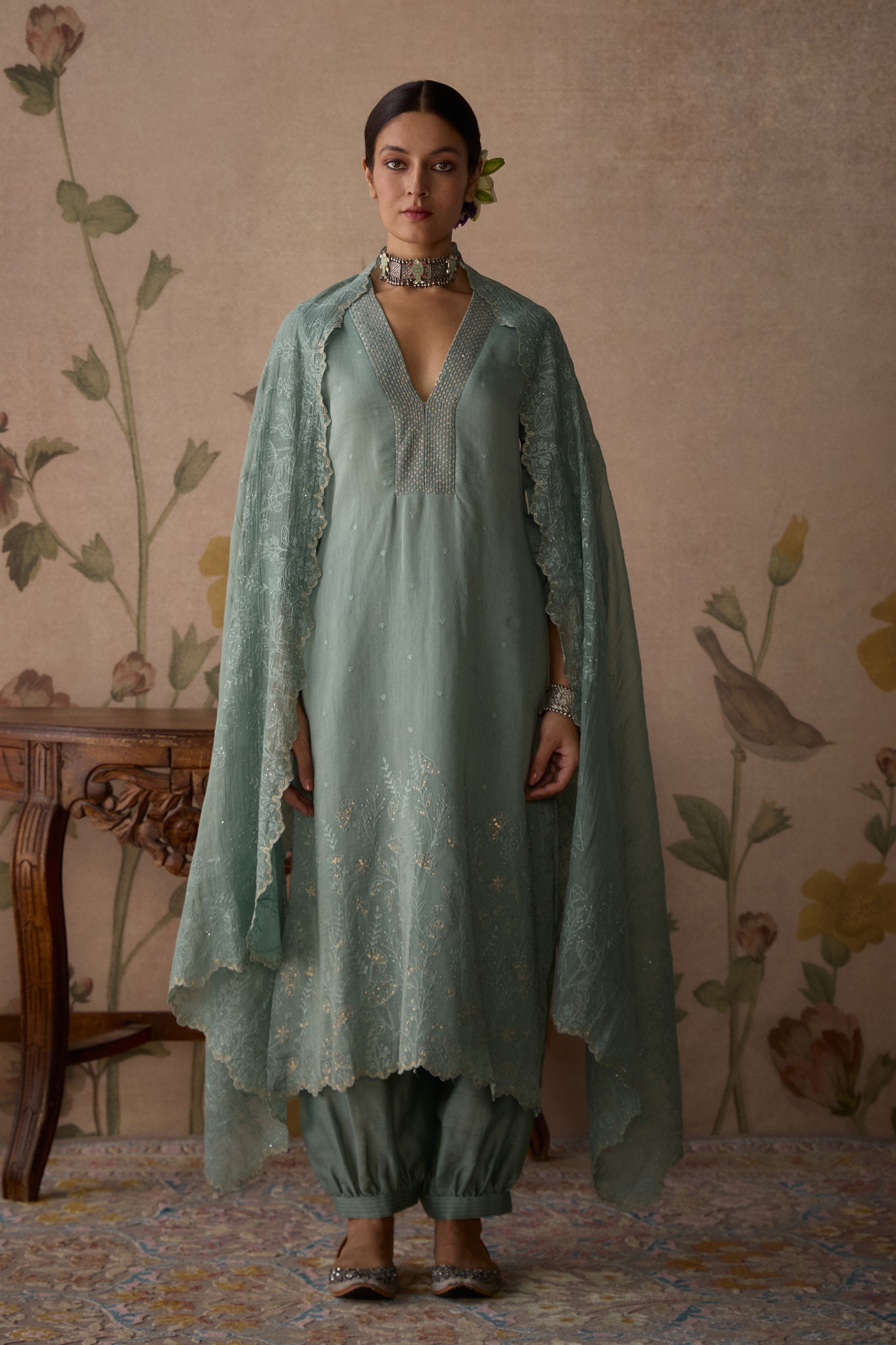 Powder_Blue_Hand_Embroiderd_Scalloped_Kurta_Set_Kritika_Dawar