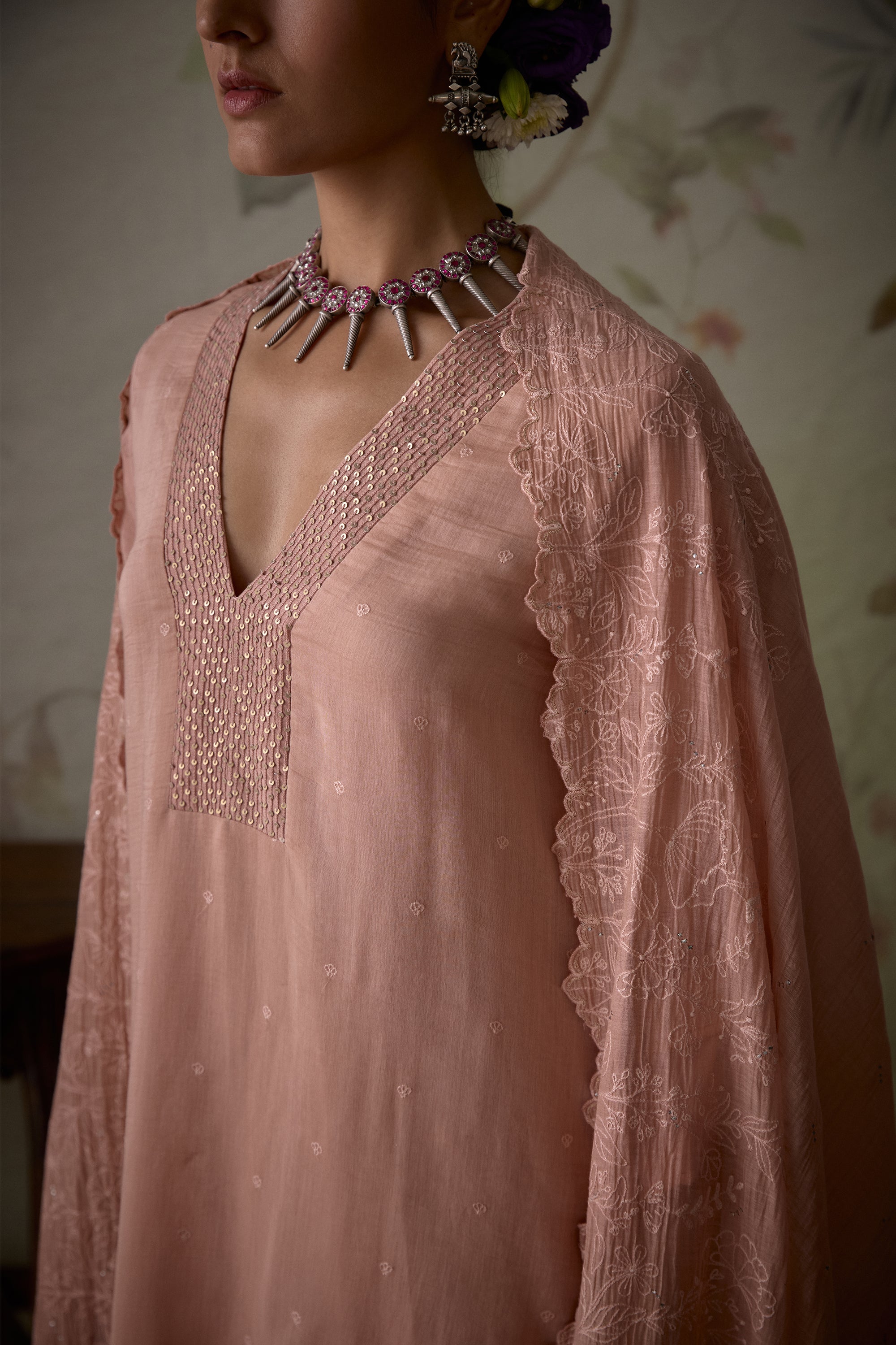 Pink_Hand_Embroiderd_Scalloped_Kurta_Set_Kritika_Dawar