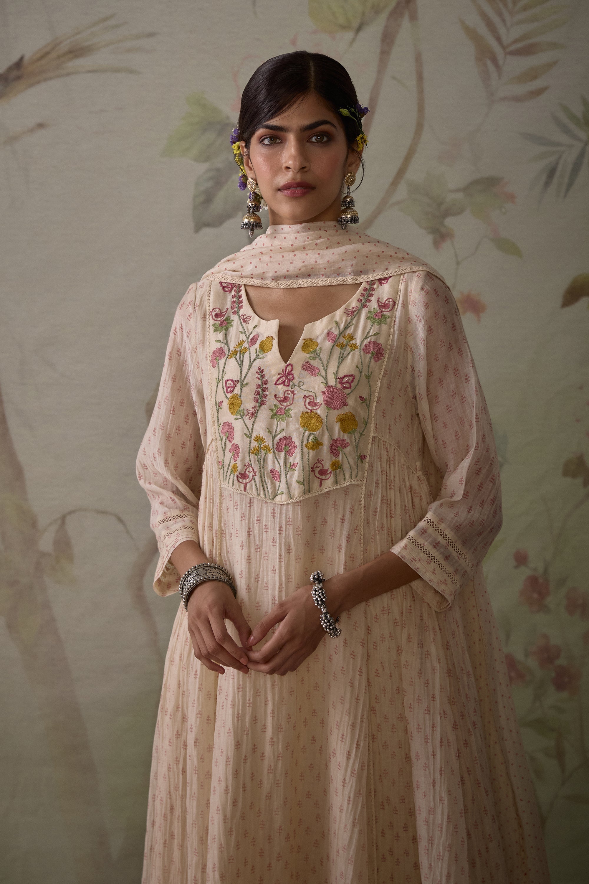 Ivory_Block_Printed_Kurta_Set_Kritika_Dawar