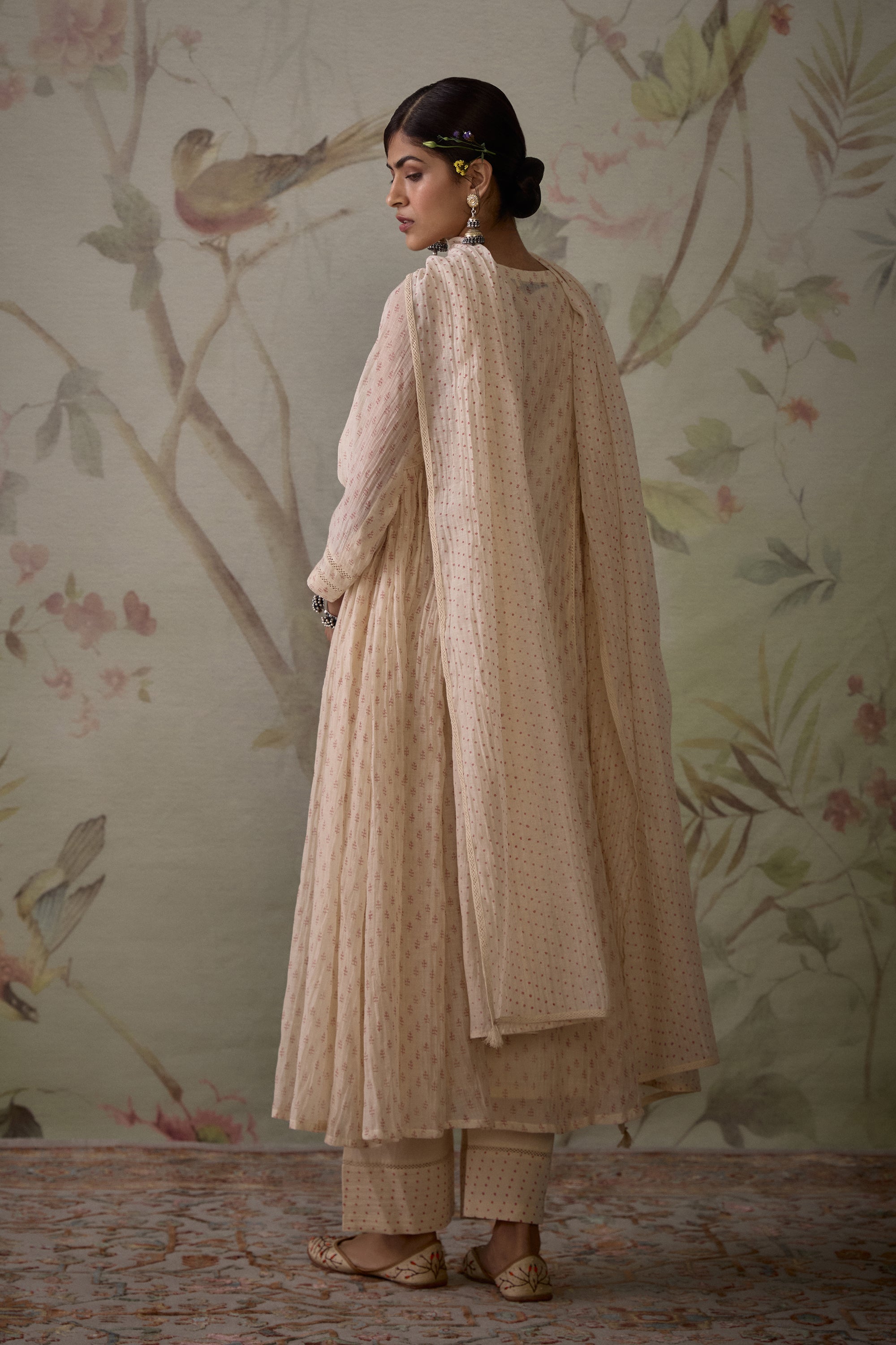 Ivory_Block_Printed_Kurta_Set_Kritika_Dawar