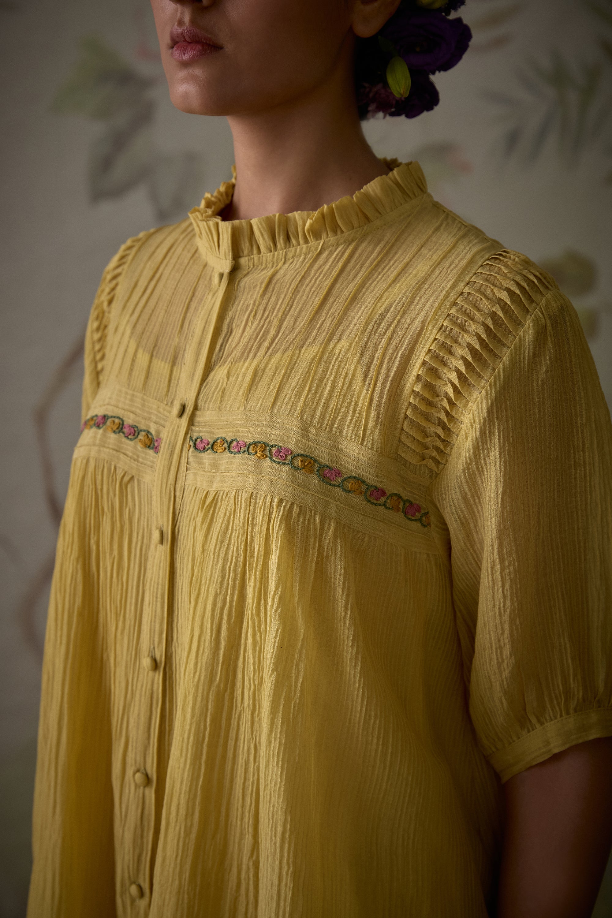Lemon_Yellow_Chanderi_Pintuck_Short_Tunic_With_Pants_Kritika_Dawar
