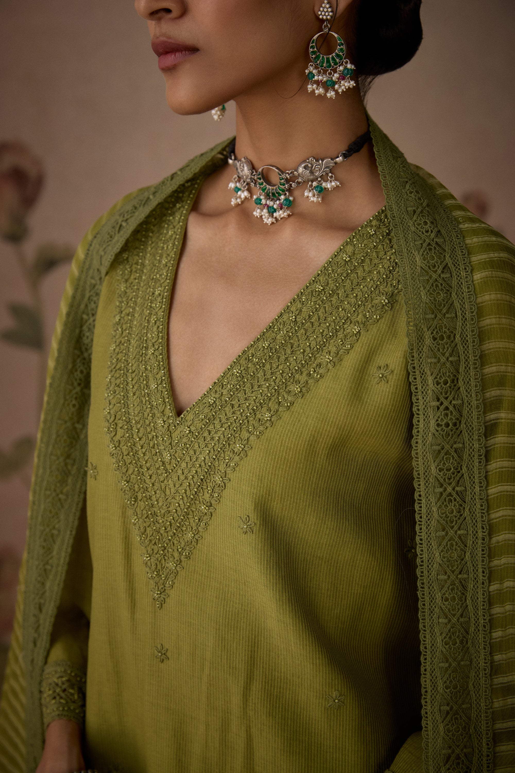 Green_Self_Embroidered_Kurta_Set_Kritika_Dawar