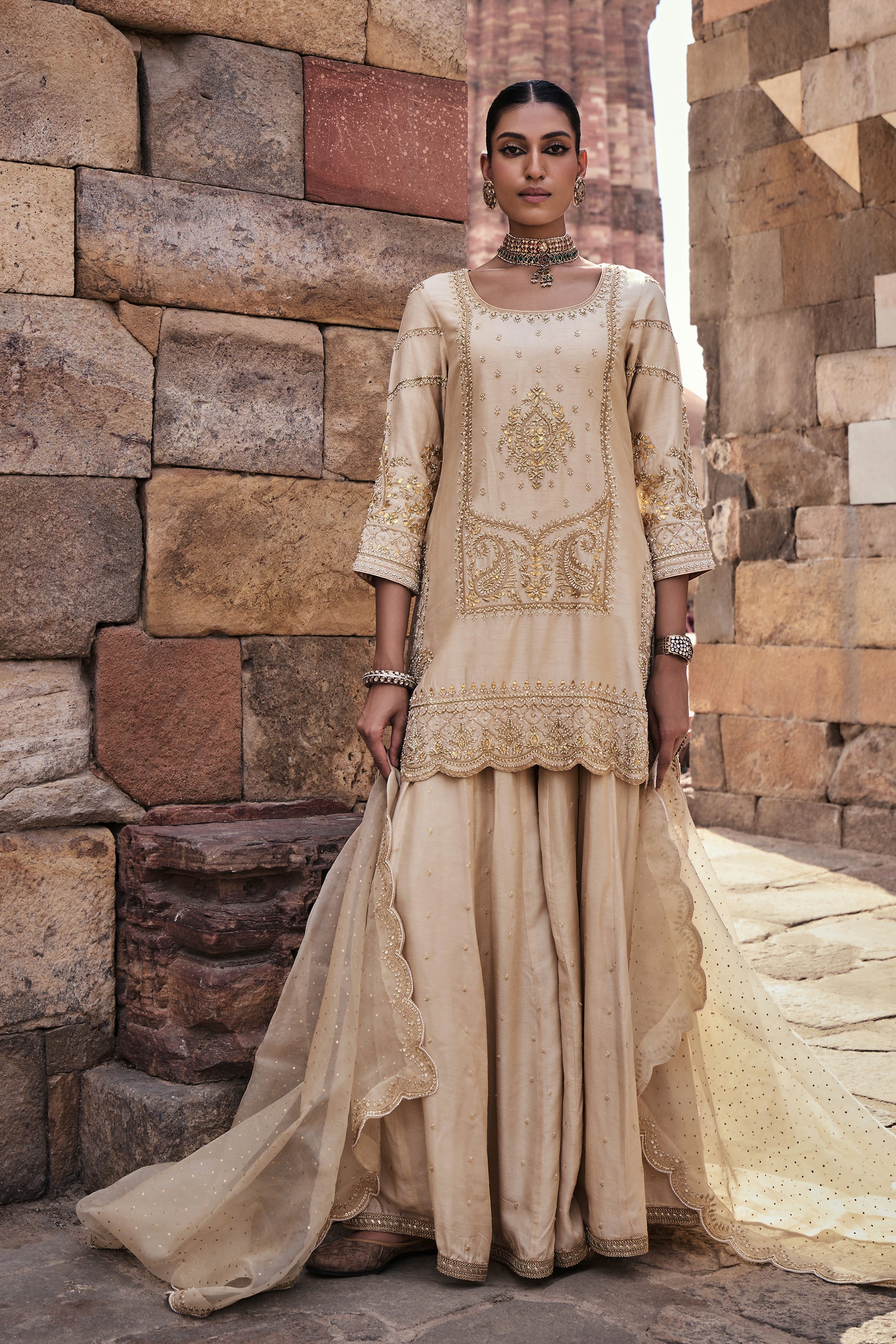 Alaya_Sharara_Set_Kritika_Dawar