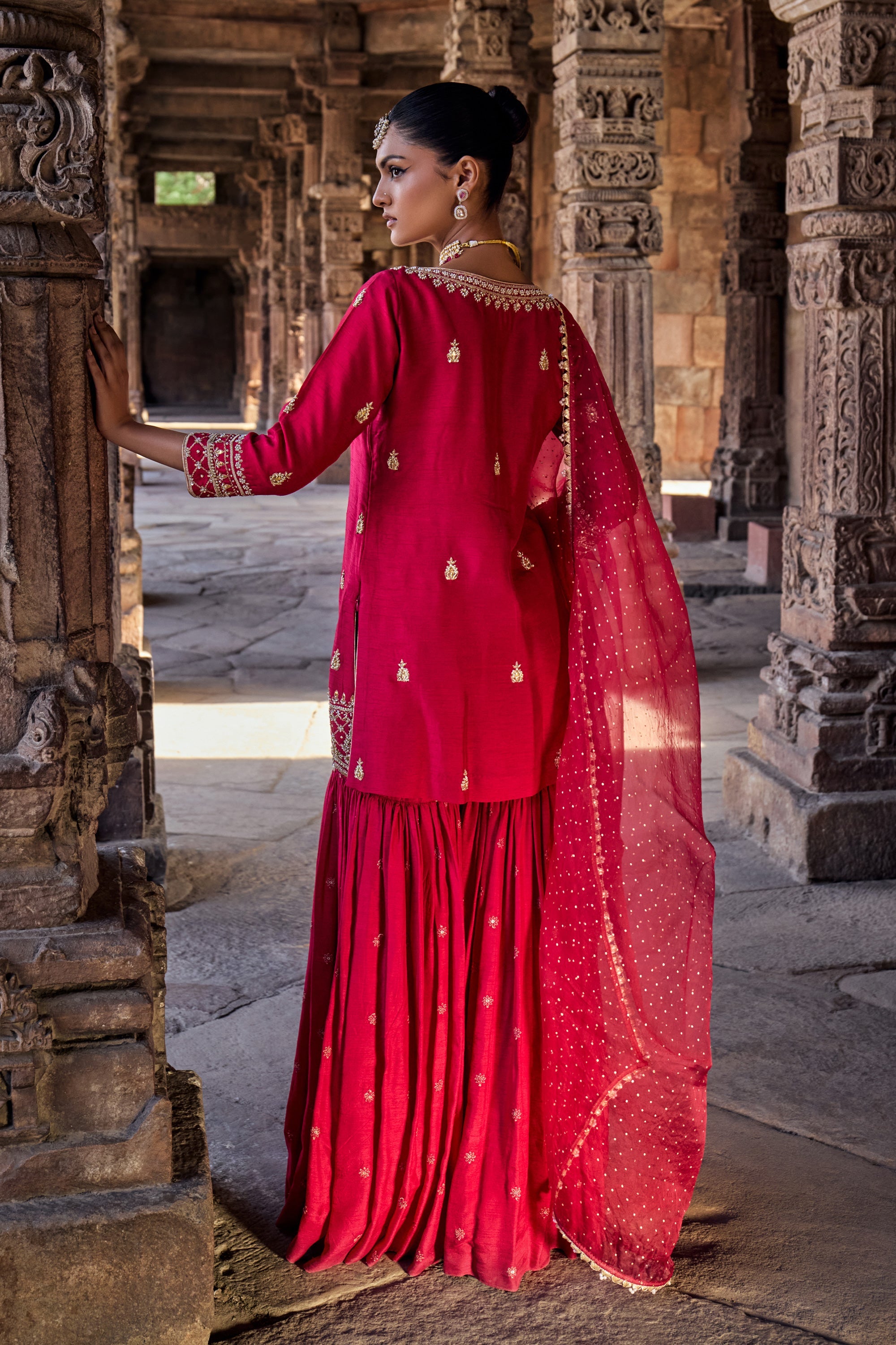 Ambar_Gharara_Set_Kritika_Dawar