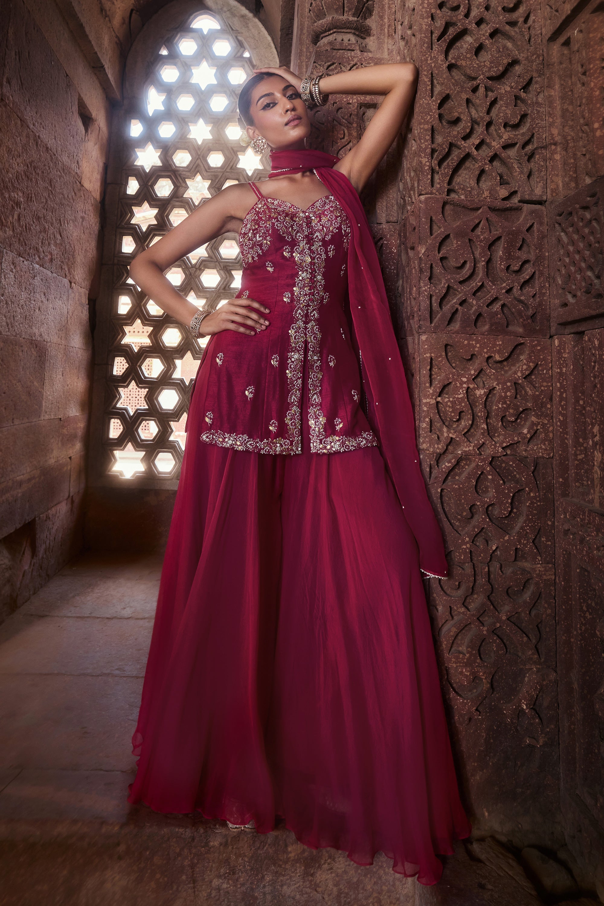 Aliyah_Sharara_Set_Kritika_Dawar
