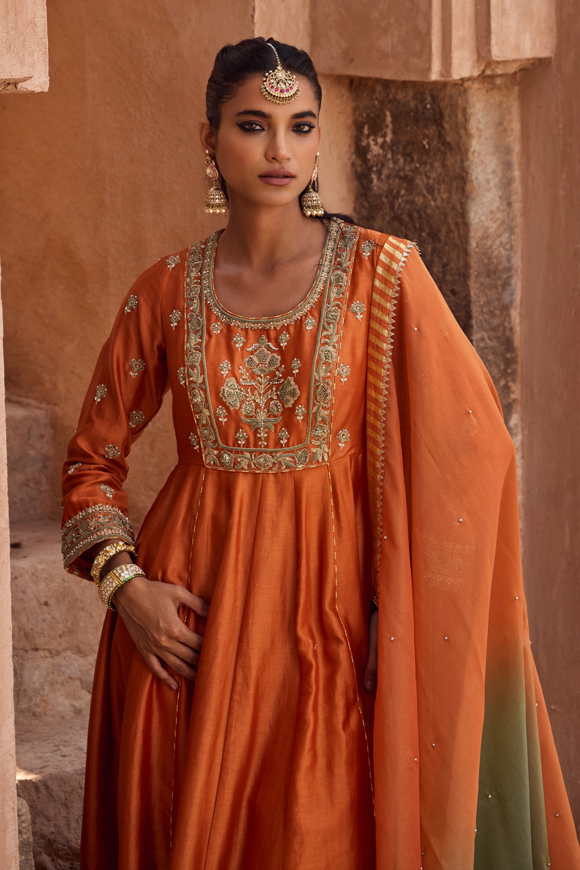 Zoha Anarkali Set