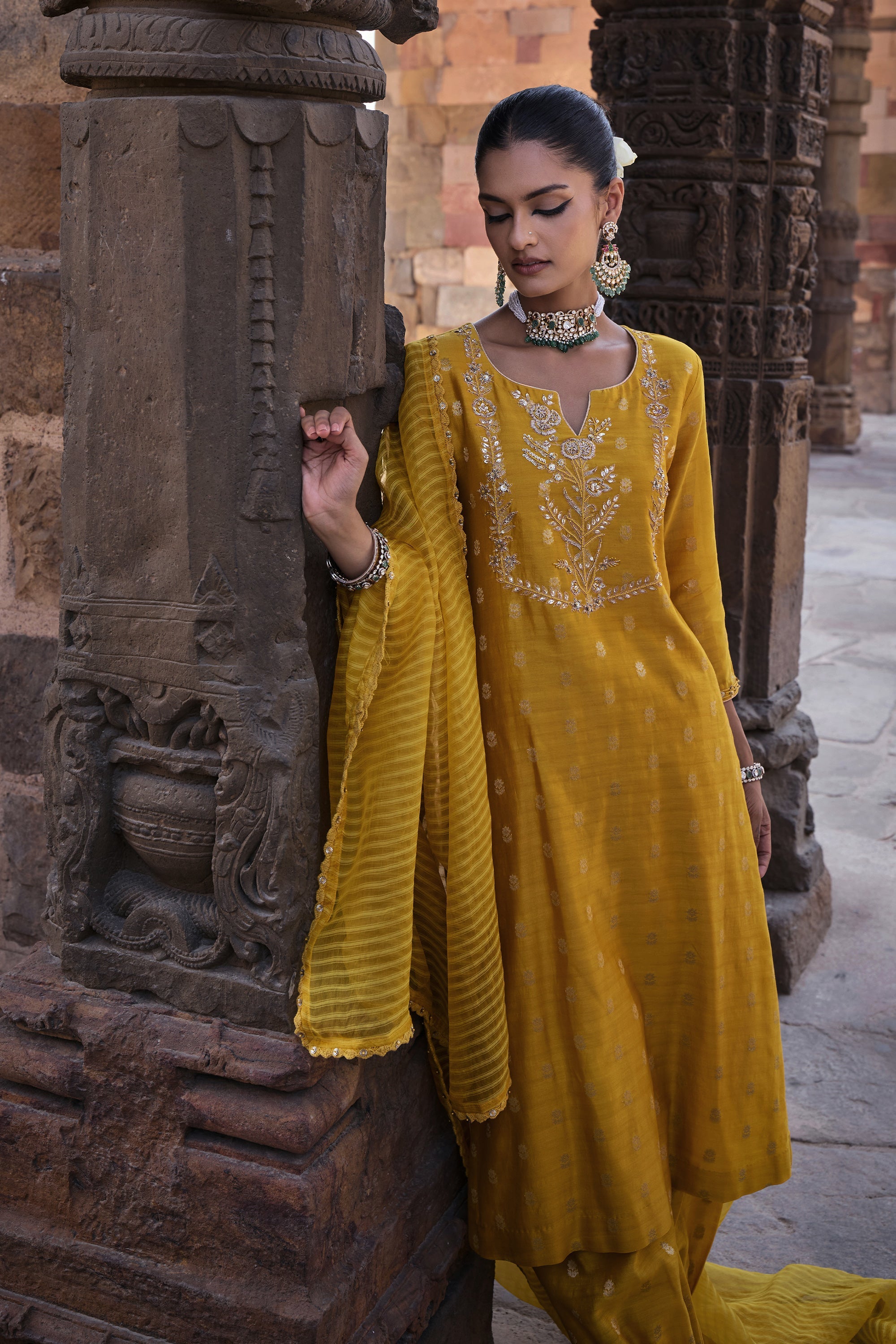 Aarna_Kurta_Set_Kritika_Dawar