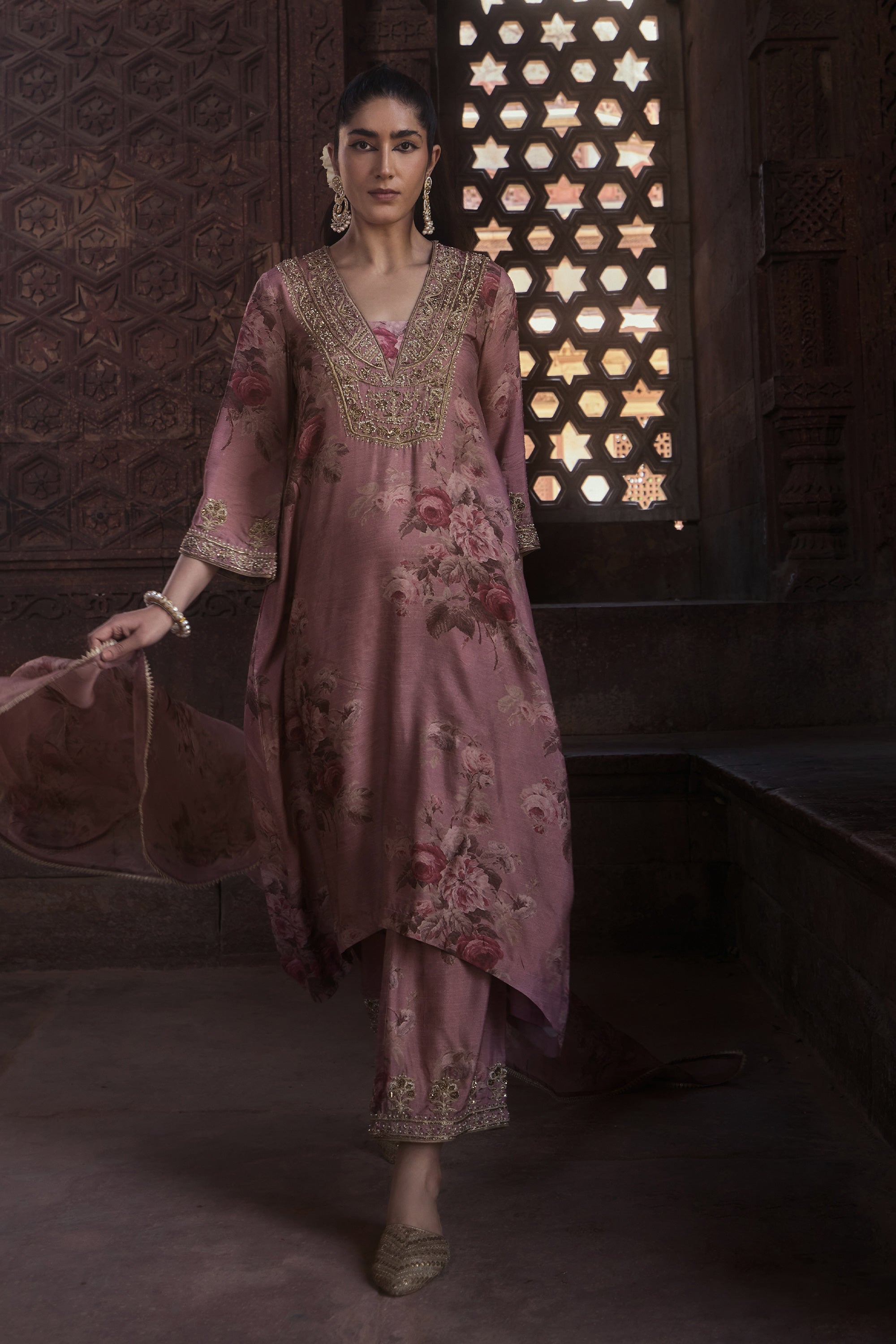 Amara_Kurta_Set_Kritika_Dawar
