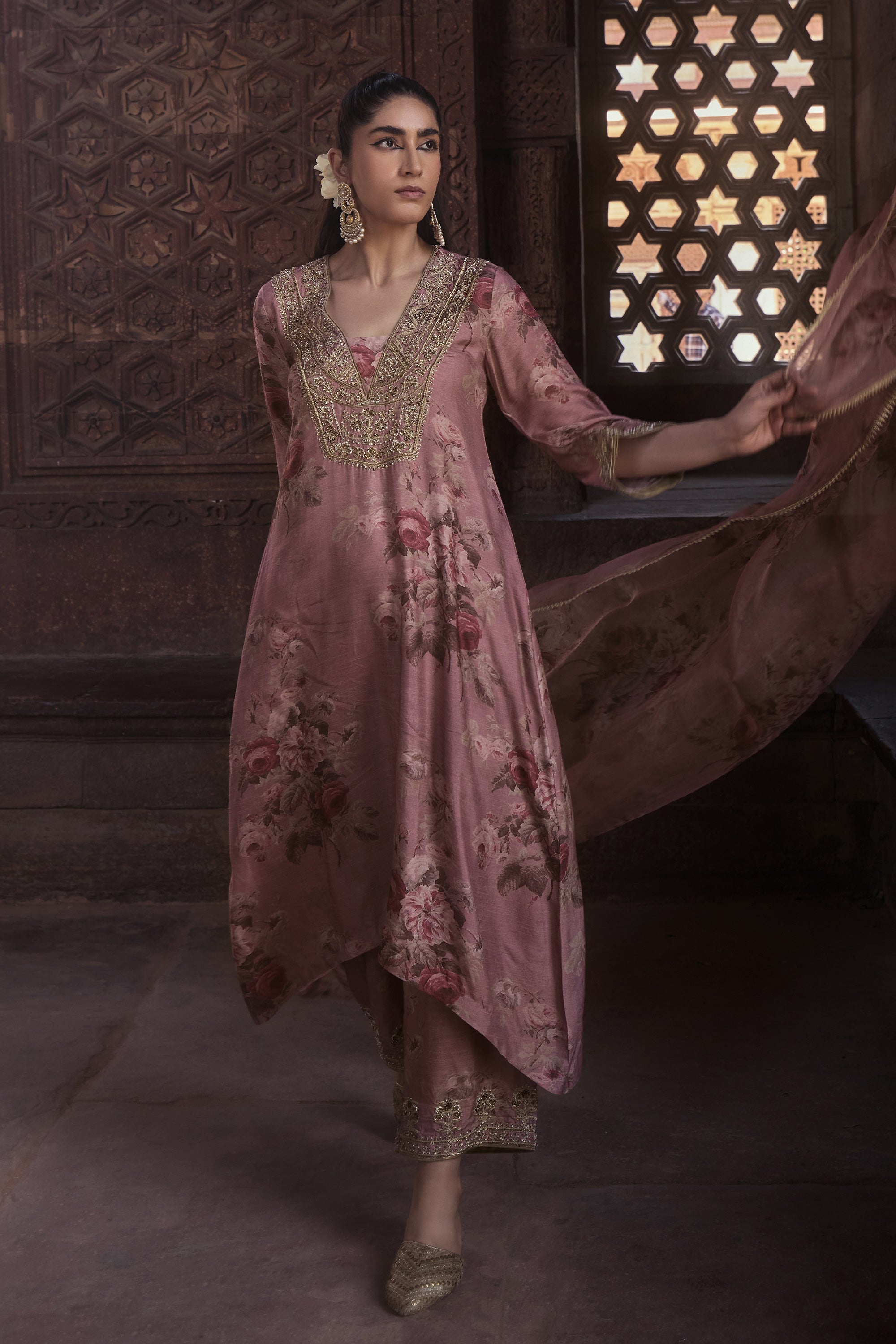 Amara_Kurta_Set_Kritika_Dawar