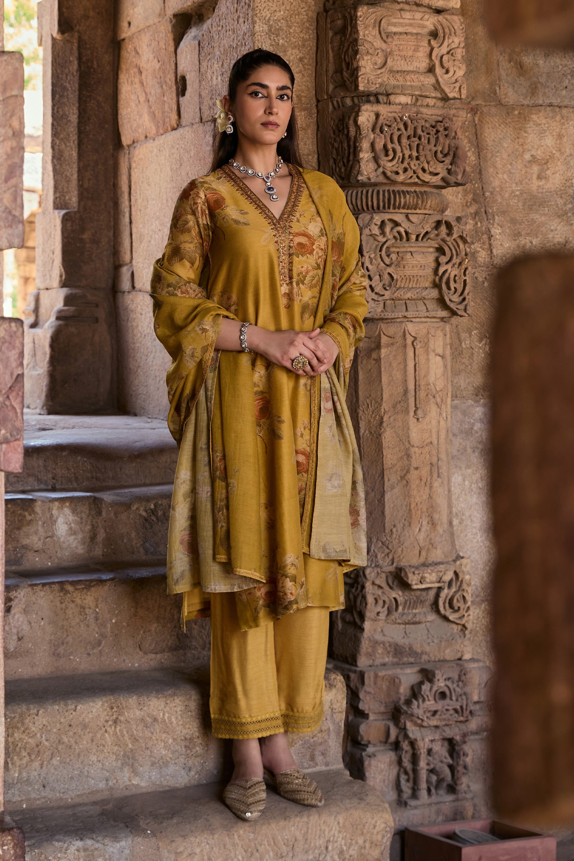 Zainab_Kurta_Set_Kritika_Dawar