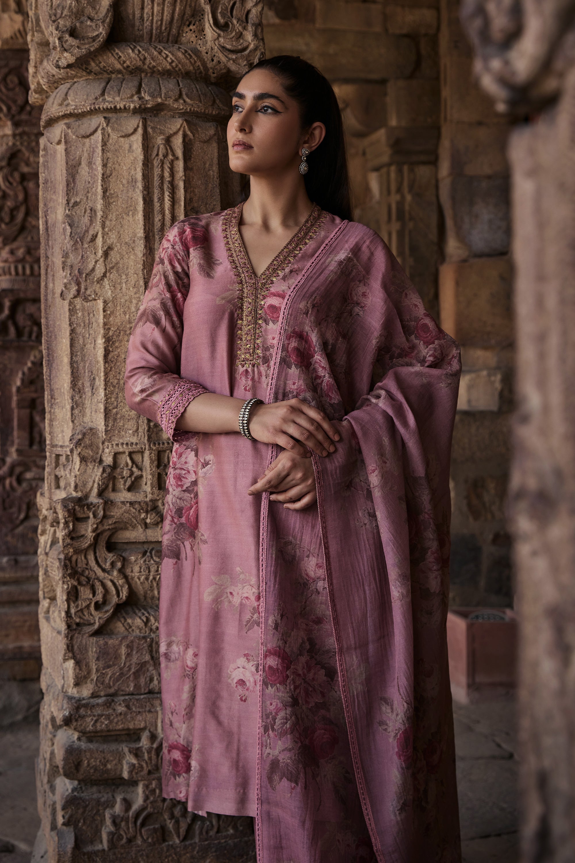 Zainab_Kurta_Set_Kritika_Dawar