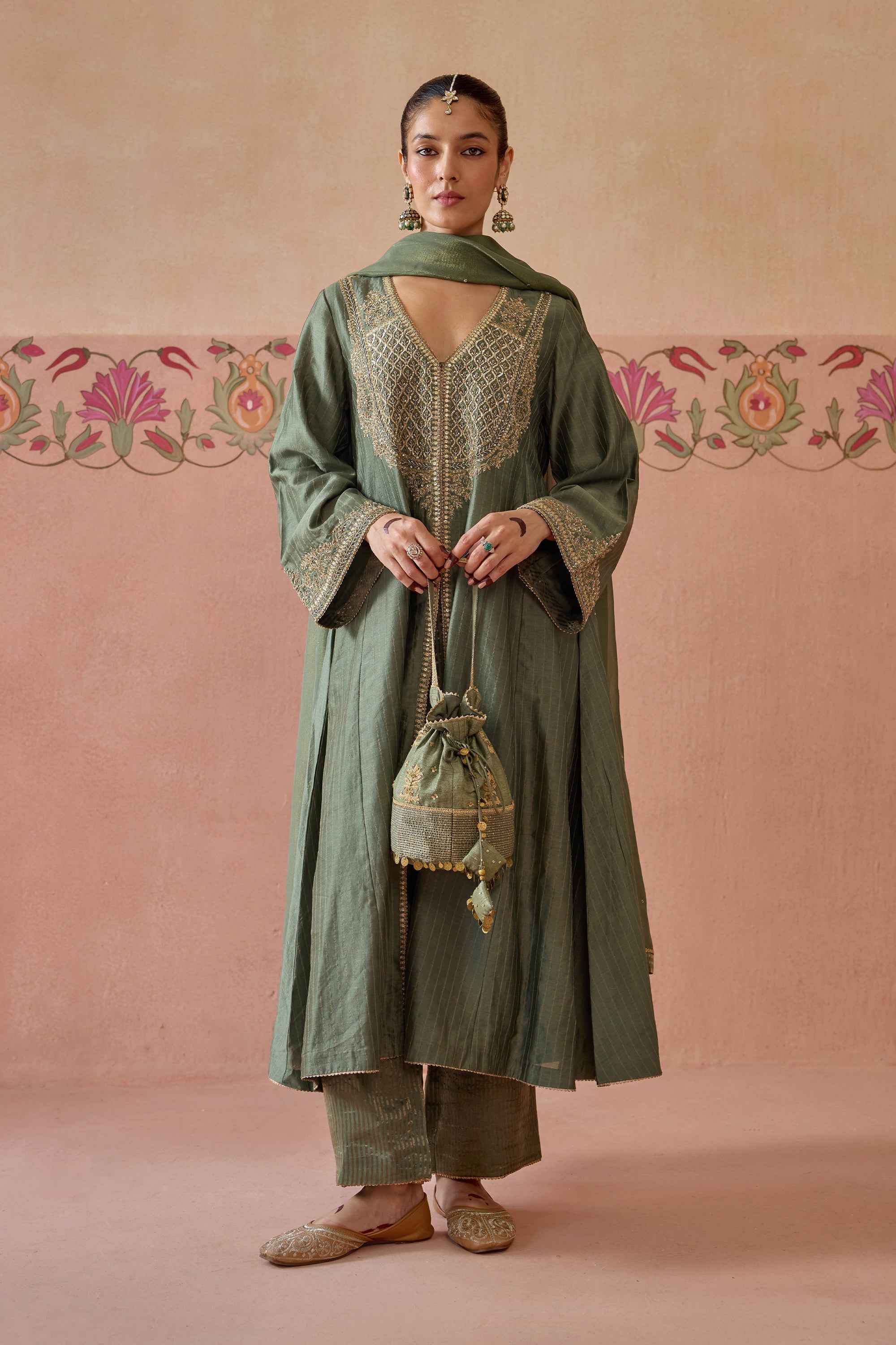 Mehrunisa Kurta Set - C