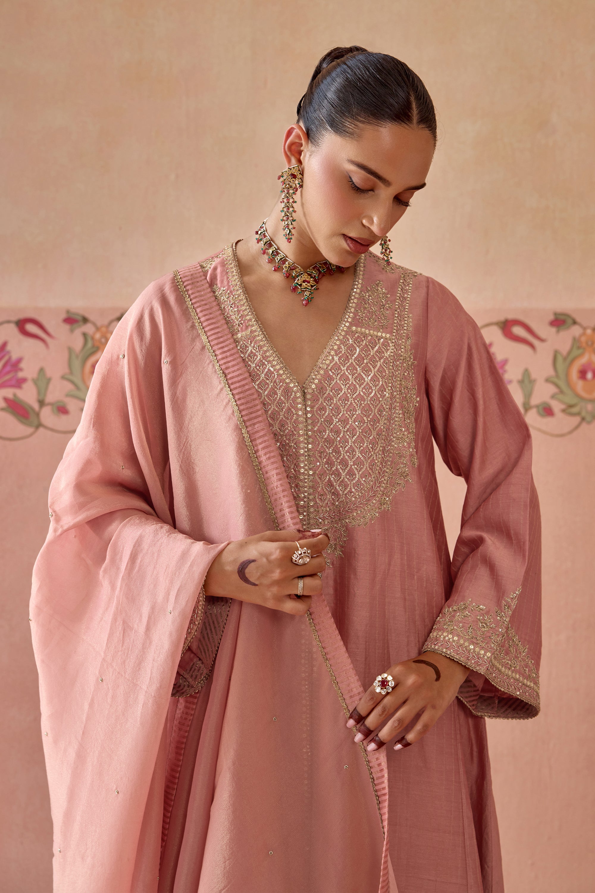 Mehrunisa Kurta Set - C