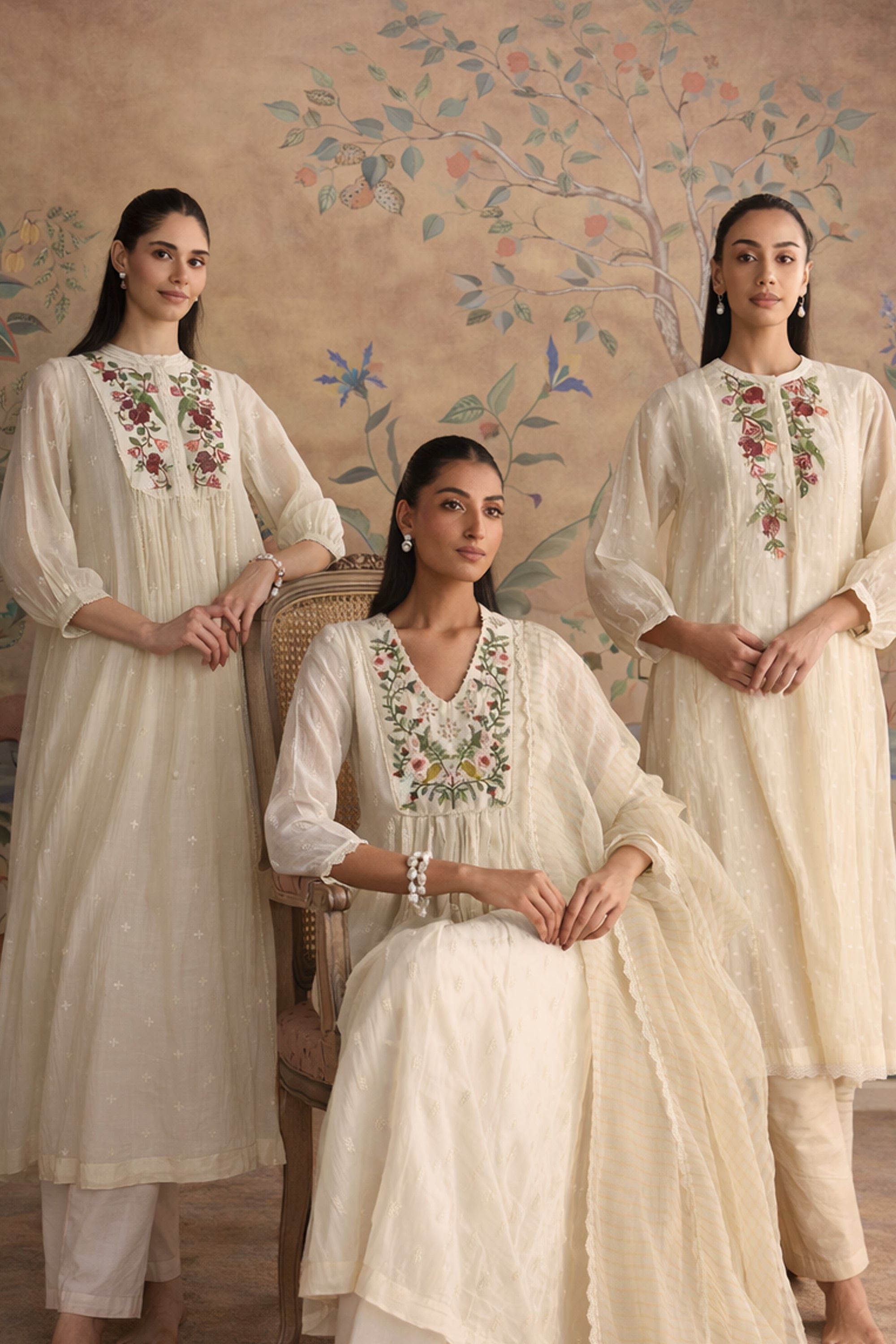 Chirai Kurta Set J