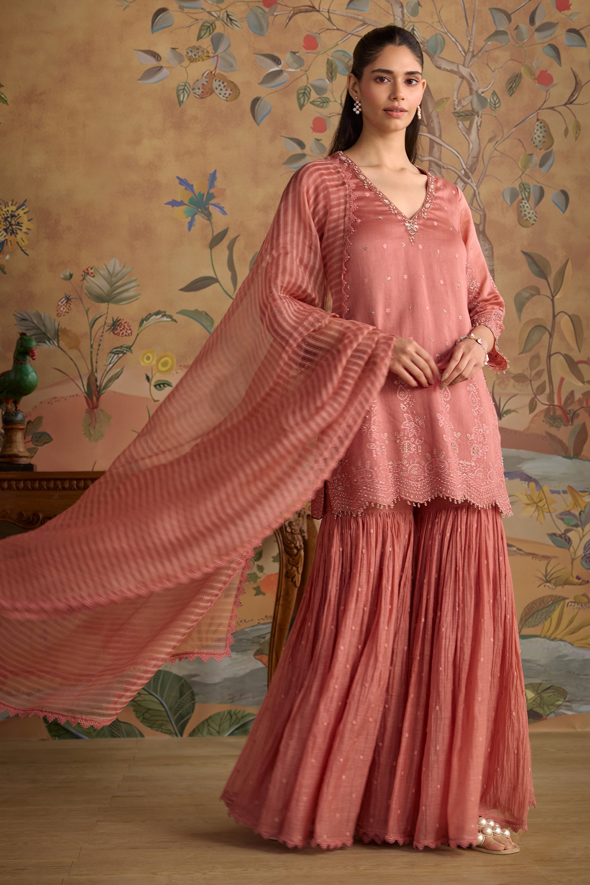 Paakiza Gharara Set B