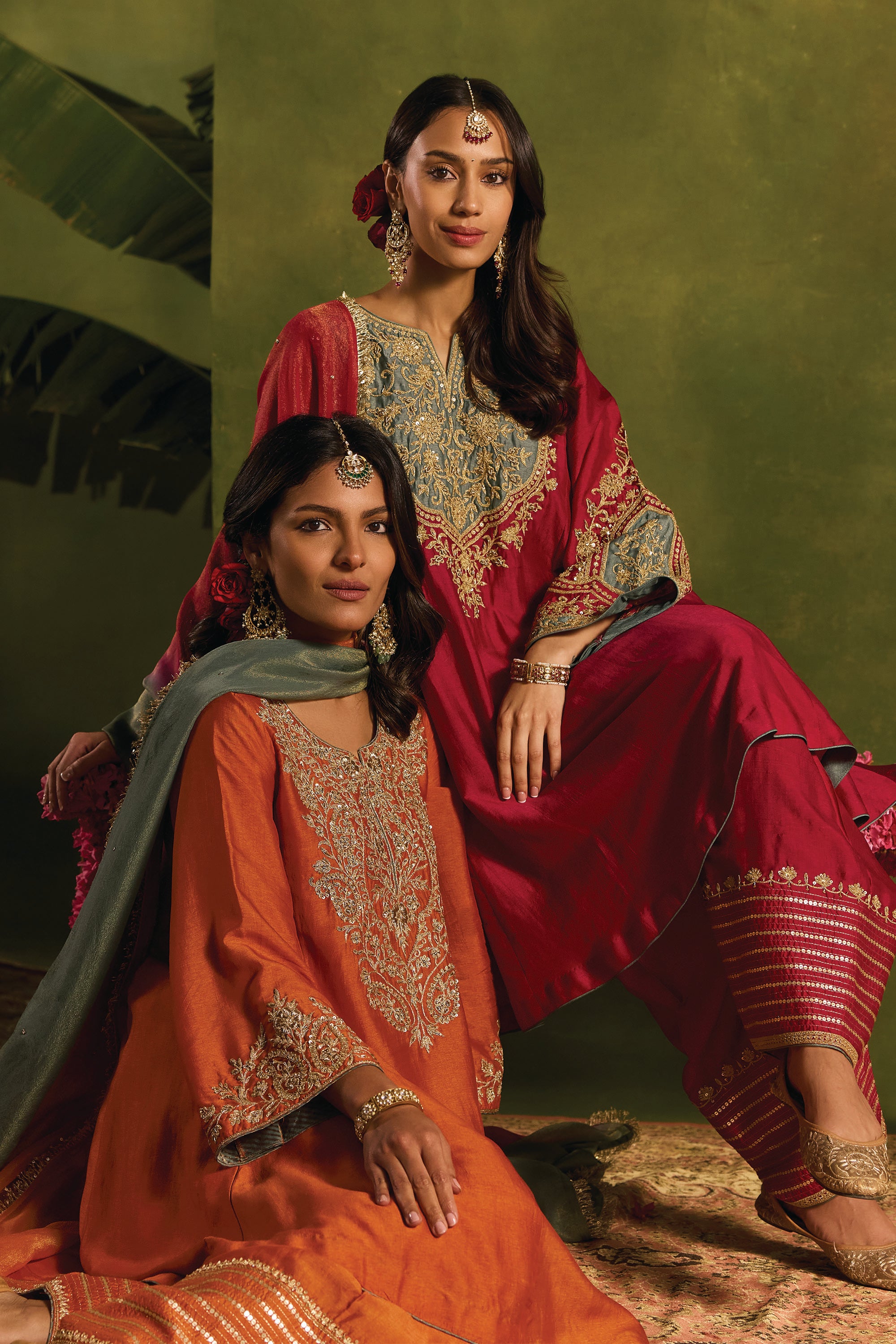 Roohani Choga Set