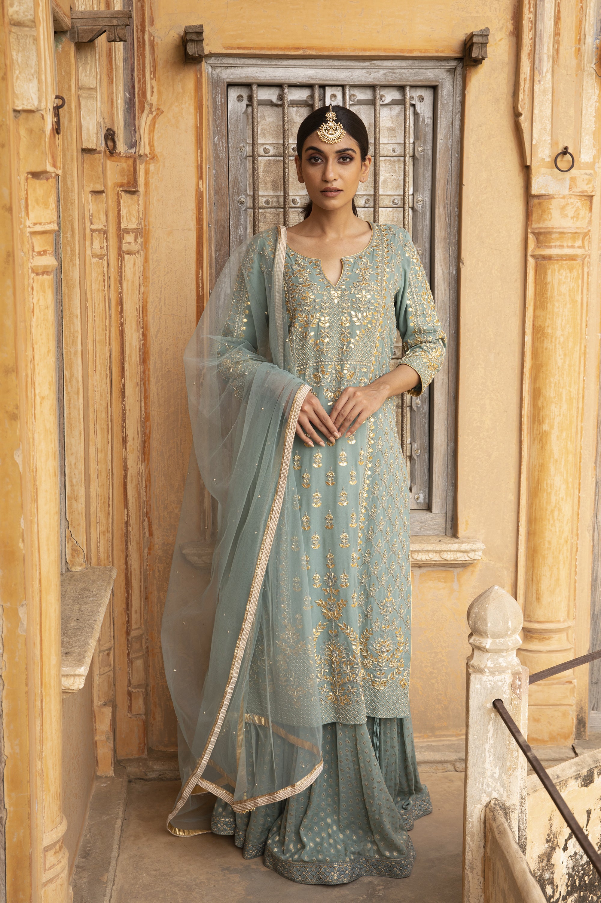 Blue_Georgette_Gota_Jaal_Embroidered_Kurta_Set_Kritika_Dawar
