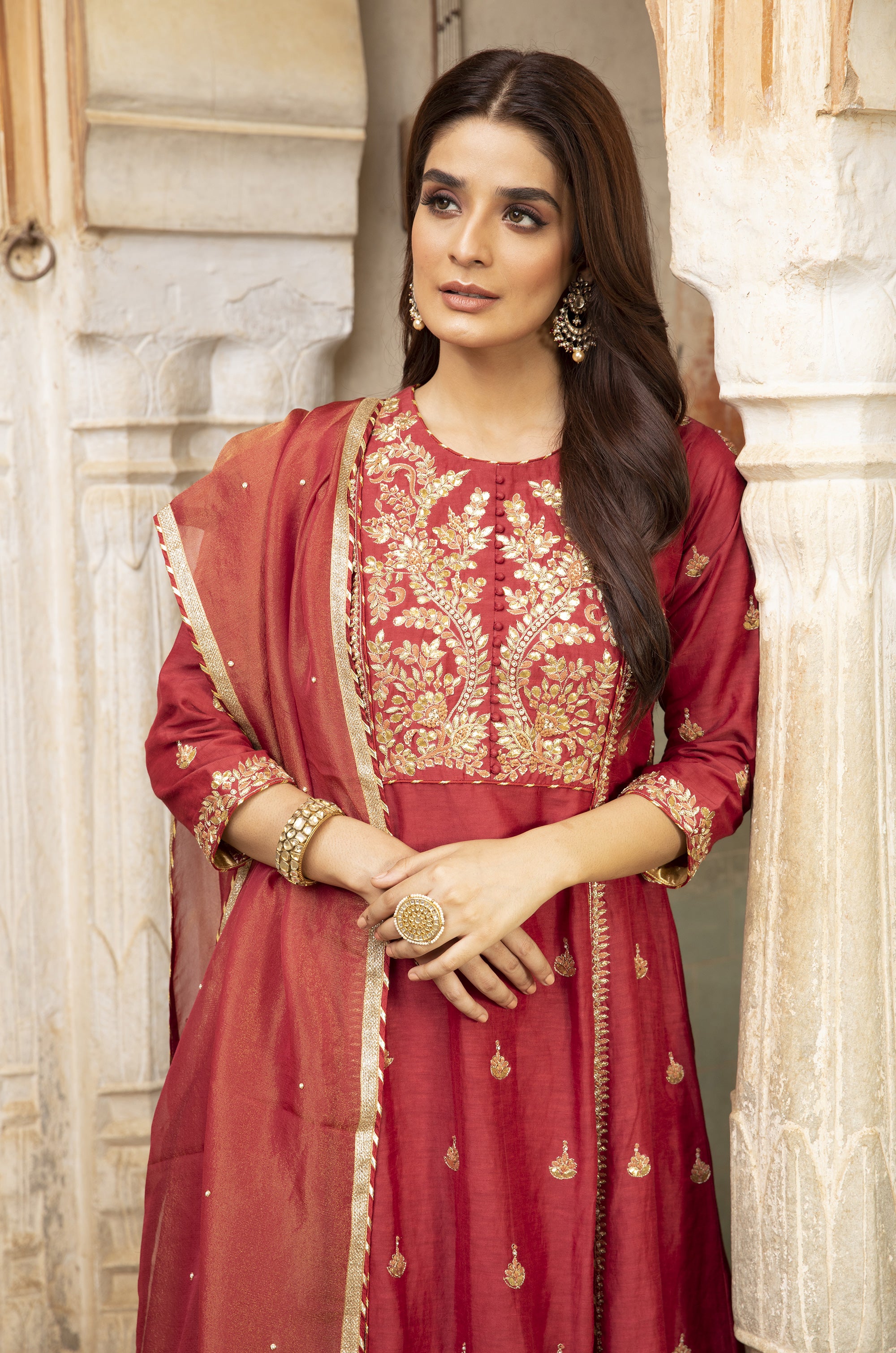 Maroon_Gota_Embroidered_Kurta_Set_Kritika_Dawar