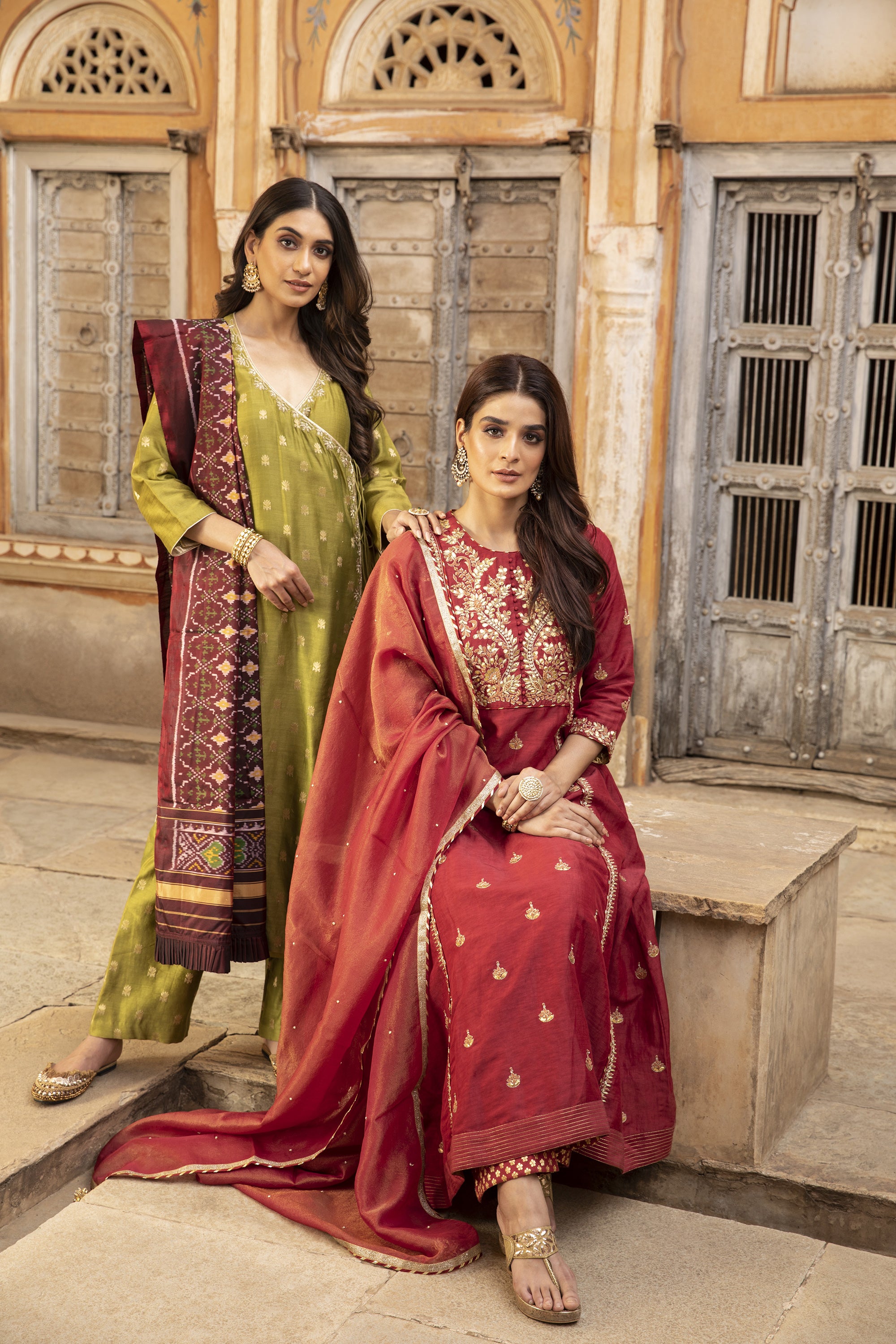 Maroon_Gota_Embroidered_Kurta_Set_Kritika_Dawar