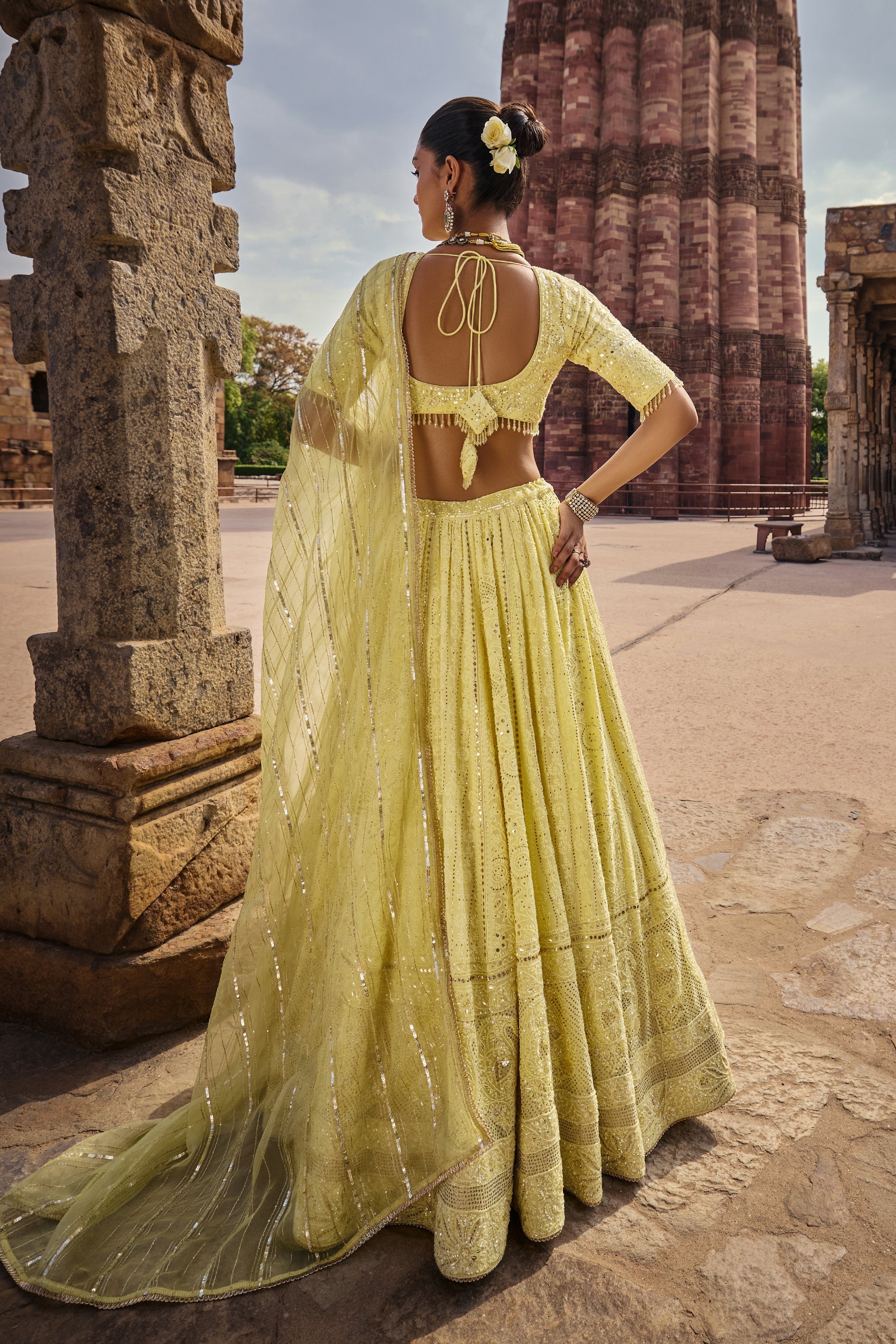 Mehreen_Lehenga_Set_Kritika_Dawar