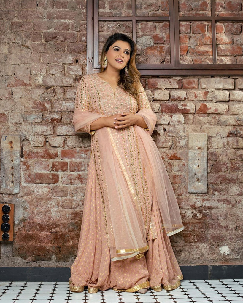 Influencer Tina Kakkad Wearing Kritika Dawar Kurta Set